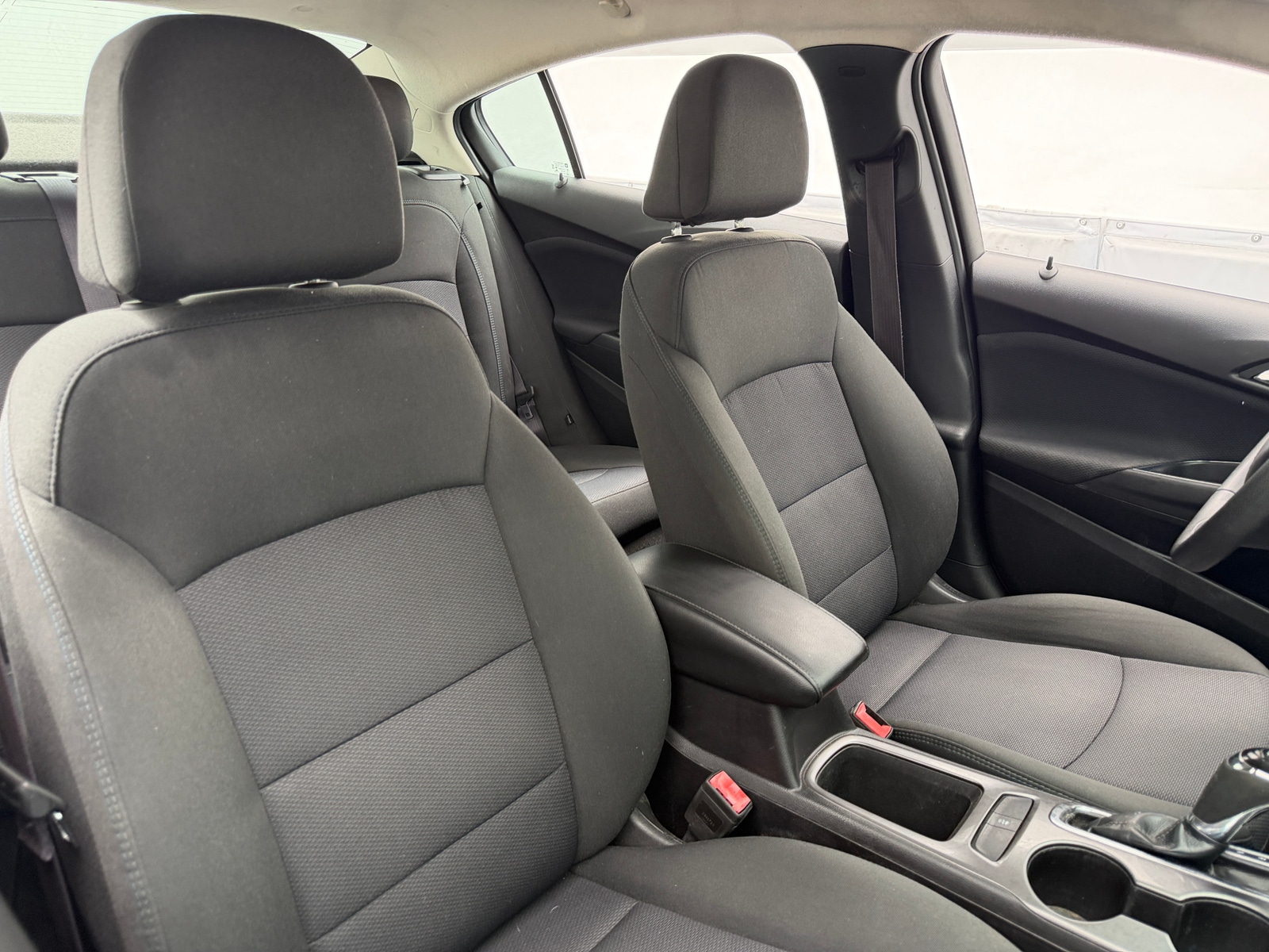Thumbnail: 2017 Chevrolet Cruze - 2