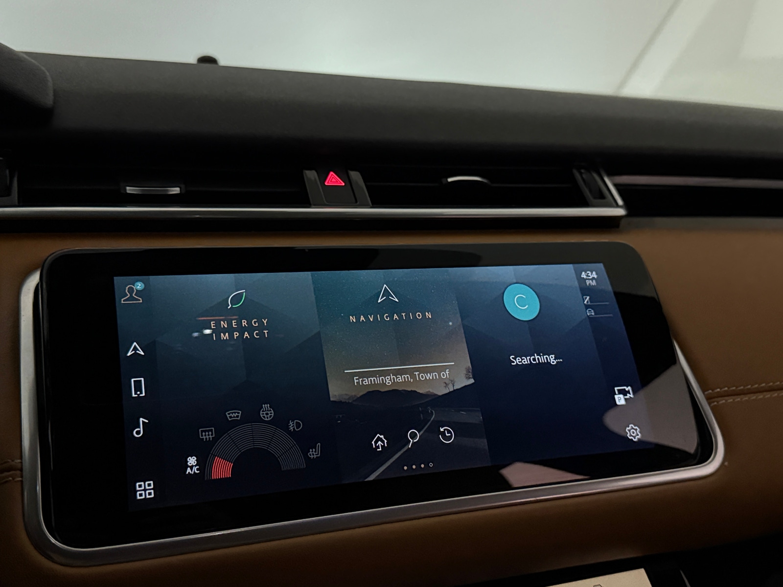 Thumbnail: 2021 Land Rover Range Rover Velar - 4