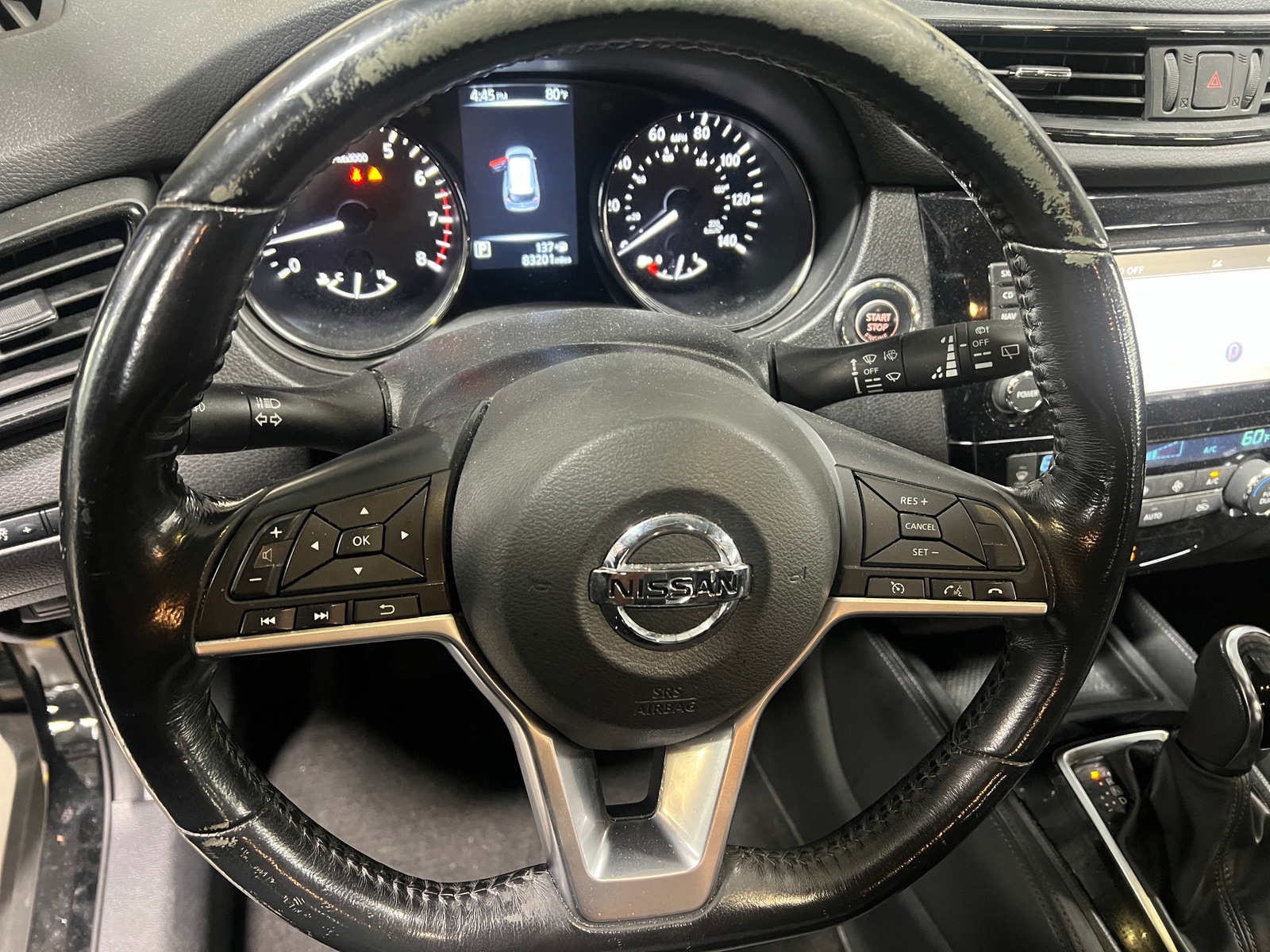 Thumbnail: 2017 Nissan Rogue - 4