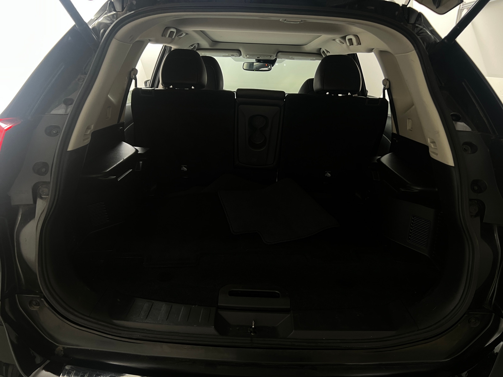 Thumbnail: 2017 Nissan Rogue - 6