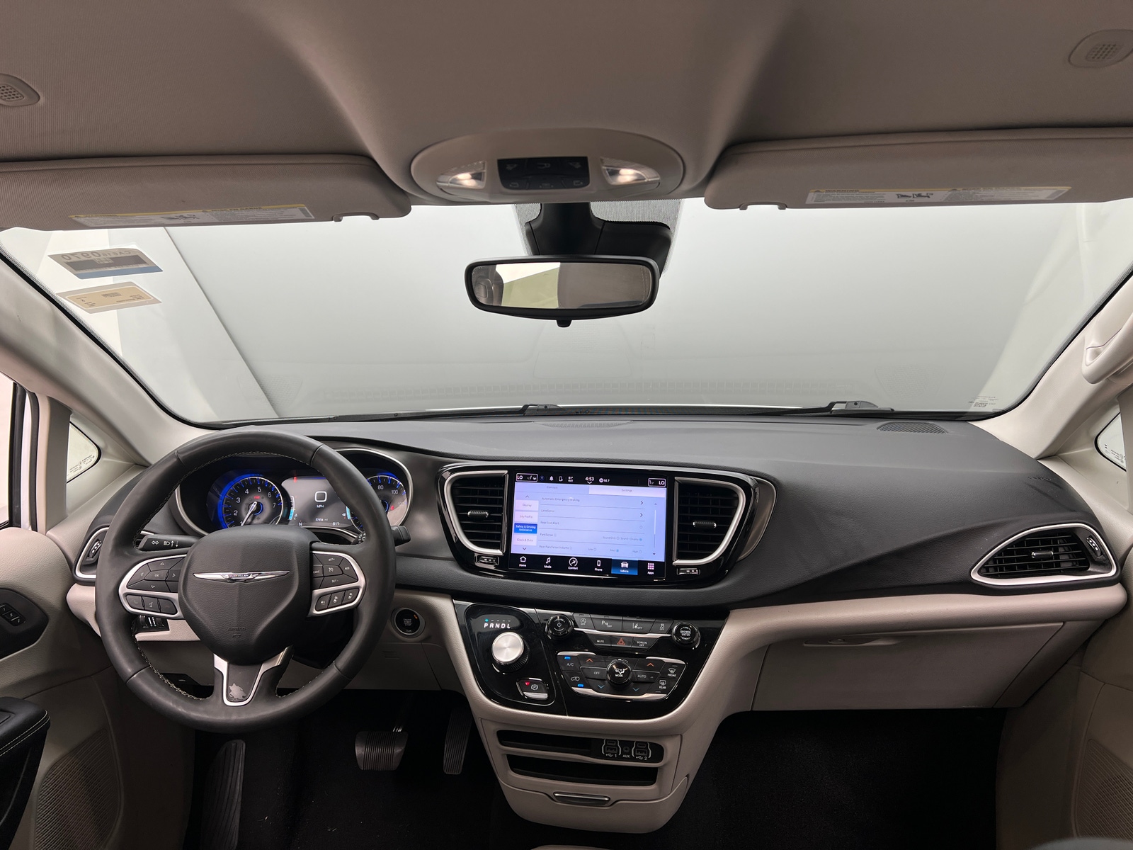 Thumbnail: 2024 Chrysler Pacifica - 2