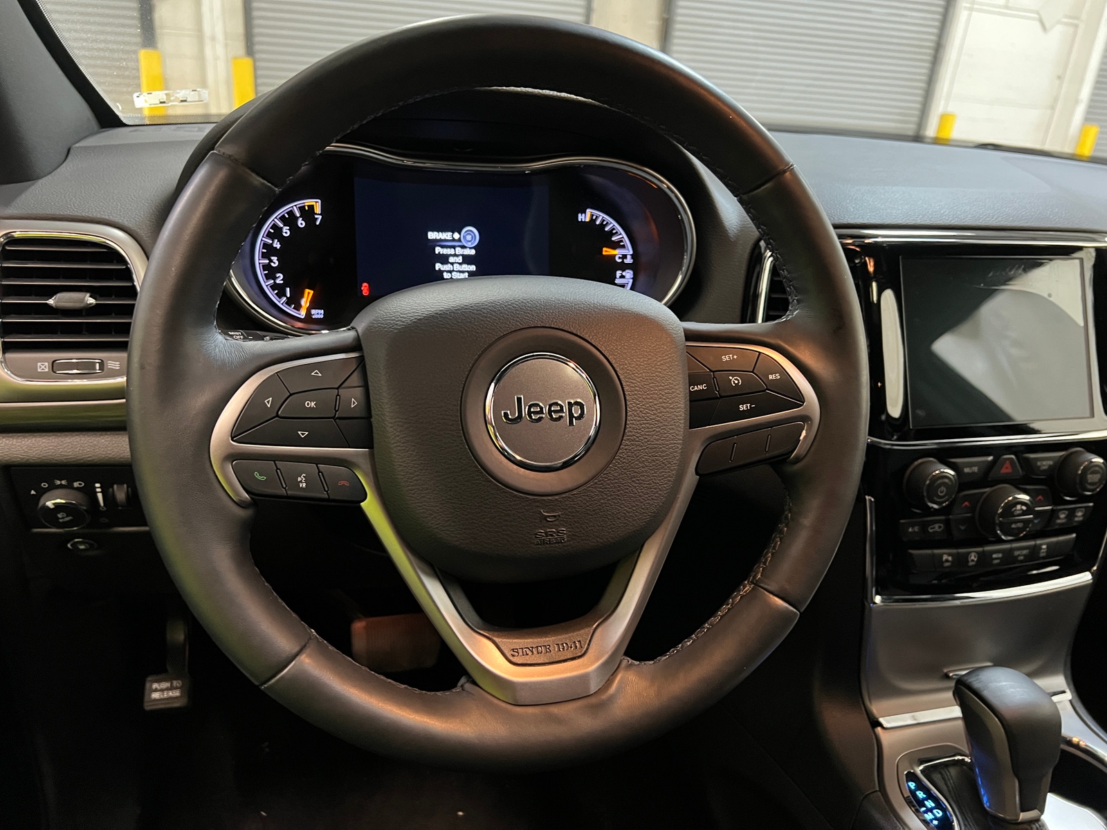 Thumbnail: 2019 Jeep Grand Cherokee - 4