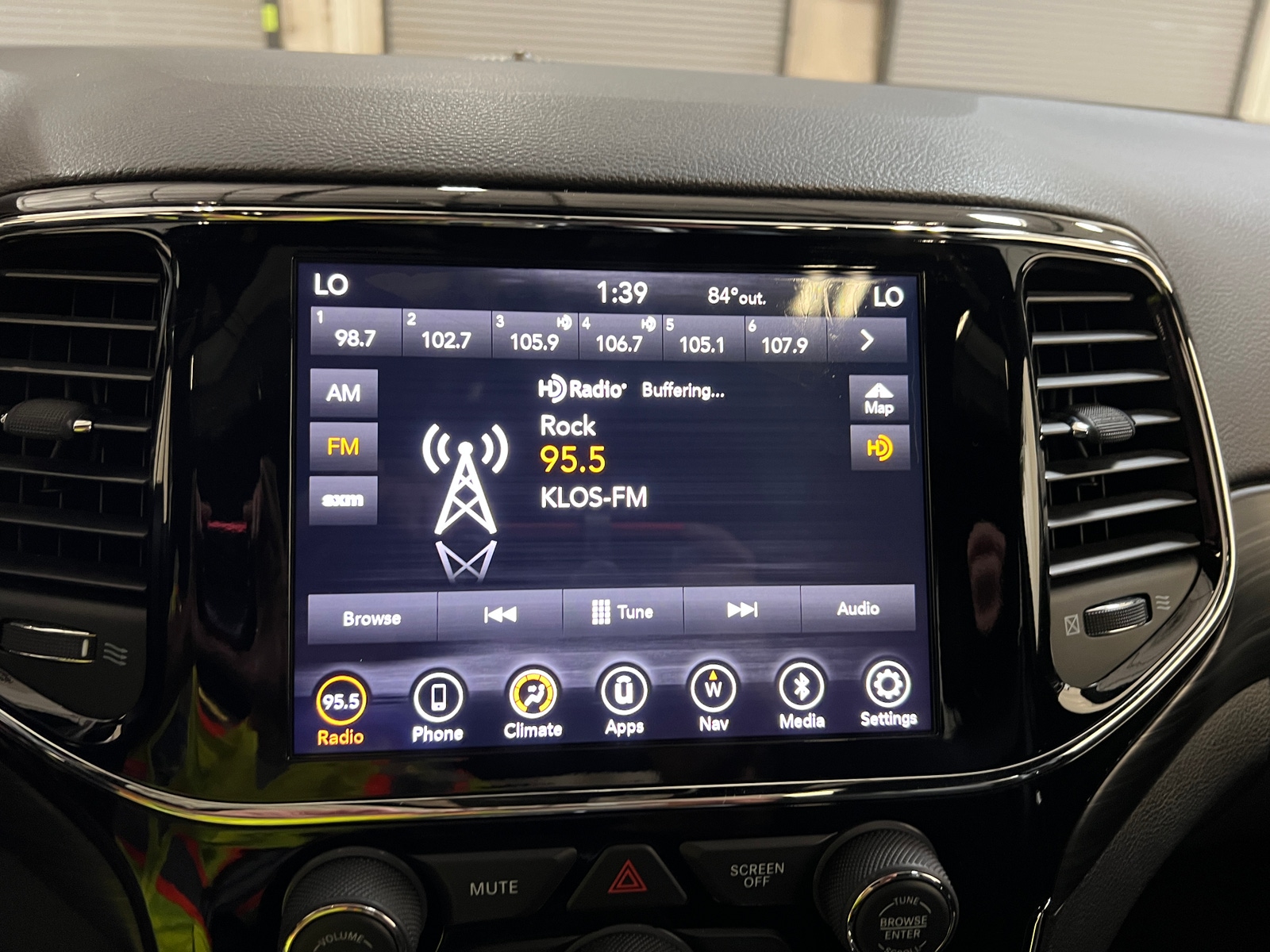 Thumbnail: 2019 Jeep Grand Cherokee - 3