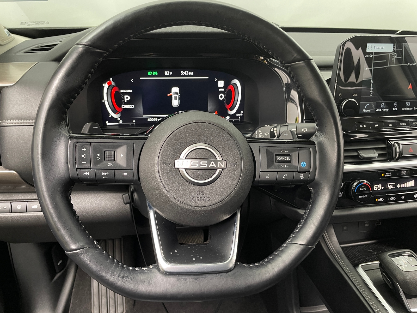 Thumbnail: 2023 Nissan Pathfinder - 4