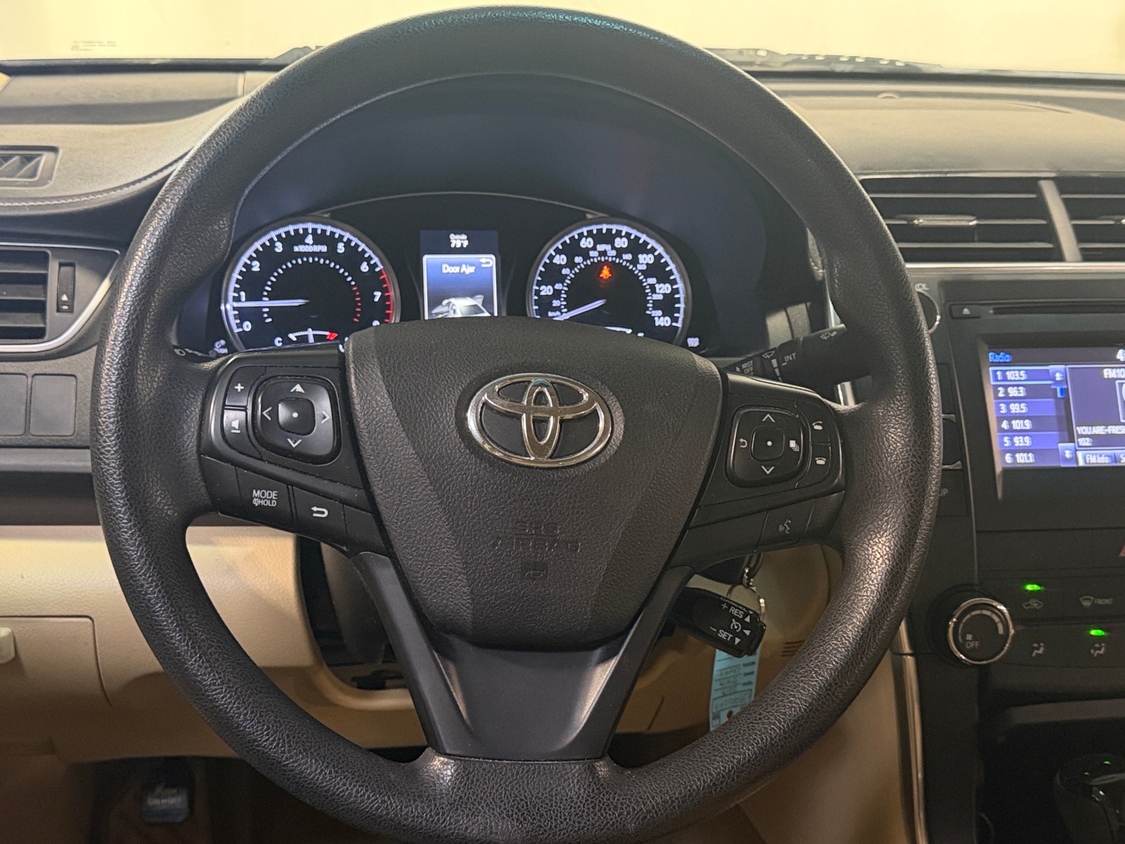 Thumbnail: 2017 Toyota Camry - 5