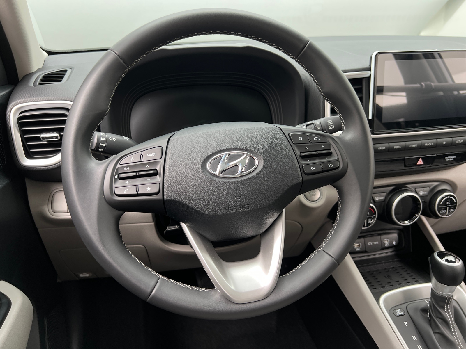 Thumbnail: 2026 Hyundai Venue - 5