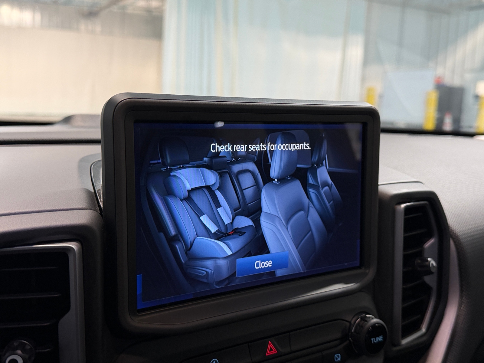 Thumbnail: 2023 Ford Bronco Sport - 4