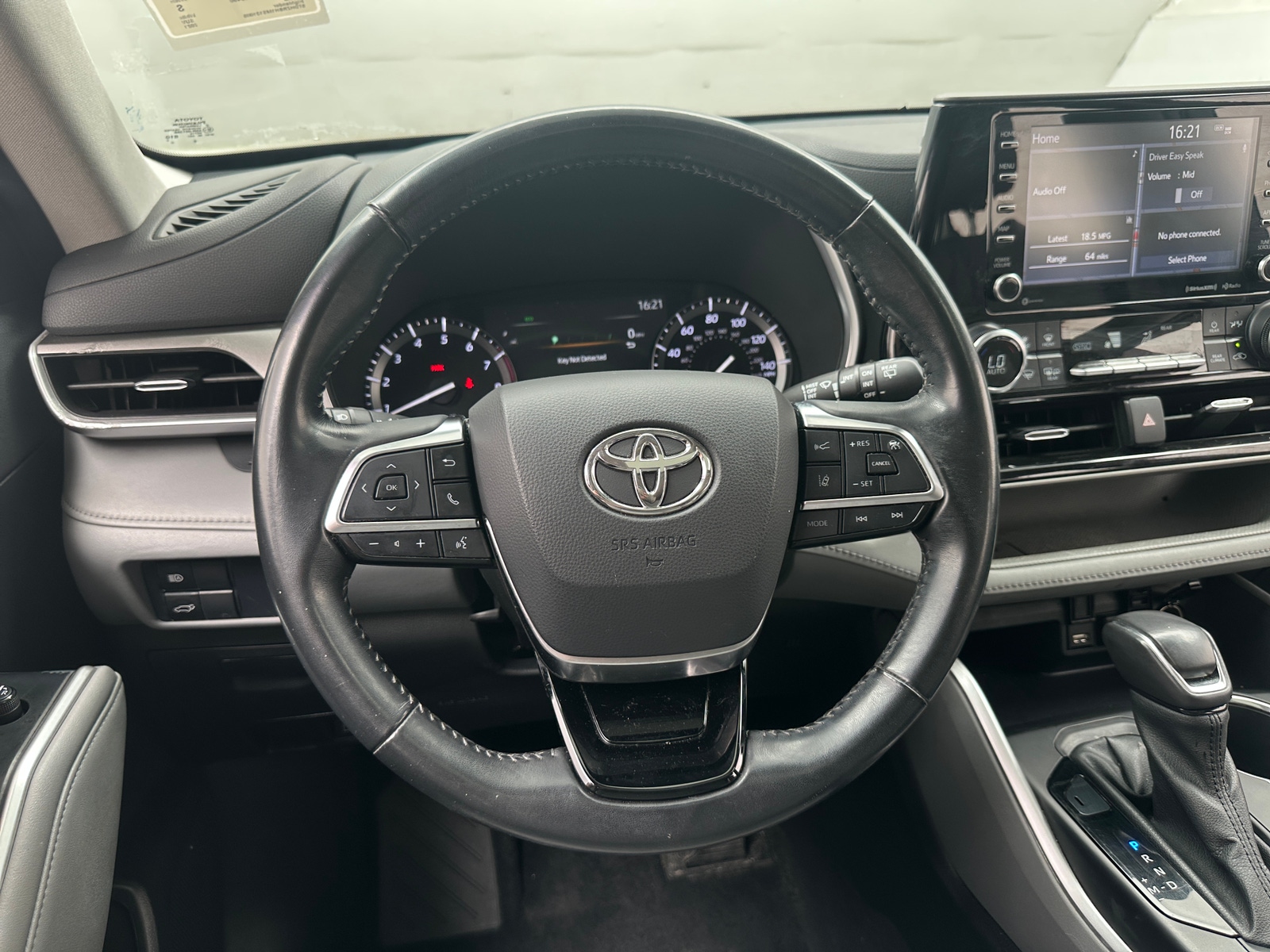 Thumbnail: 2021 Toyota Highlander - 4