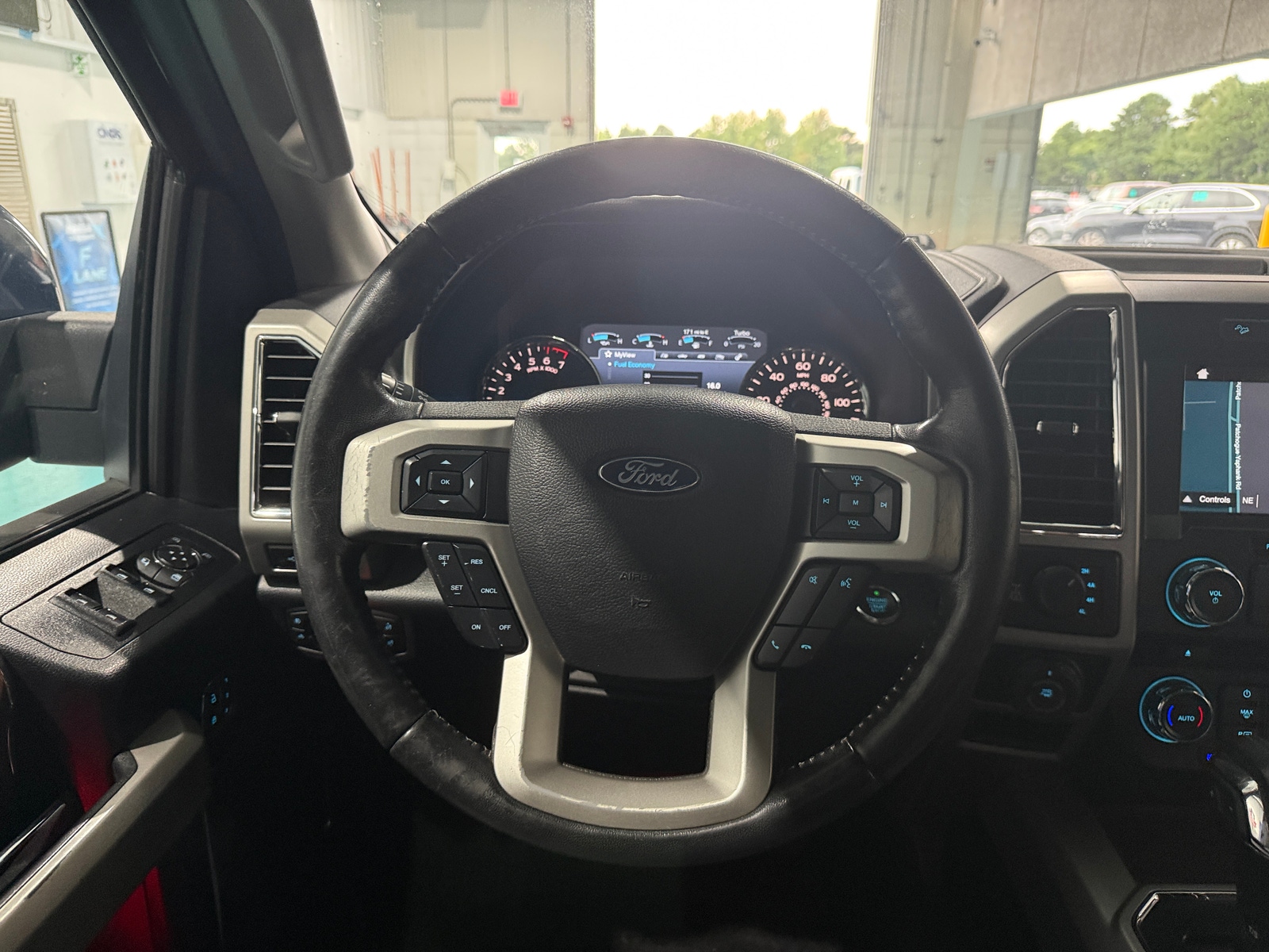 Thumbnail: 2017 Ford Econoline - 4