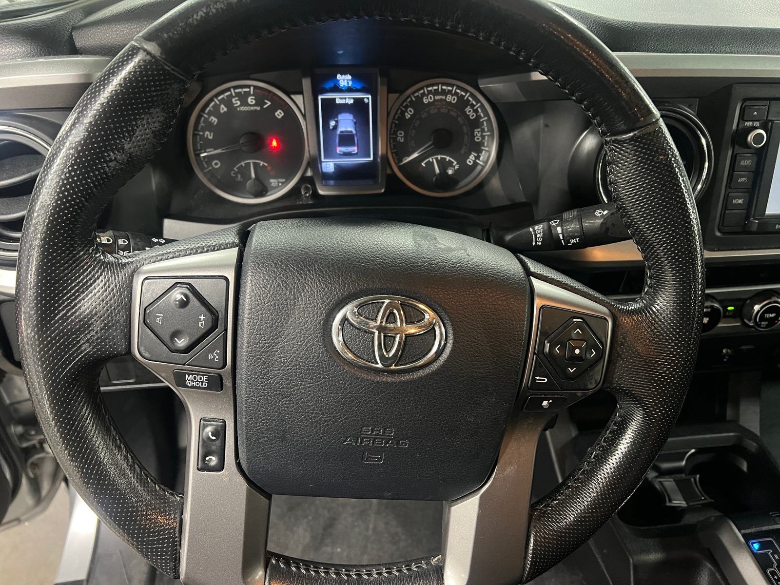 Thumbnail: 2016 Toyota Tacoma - 5