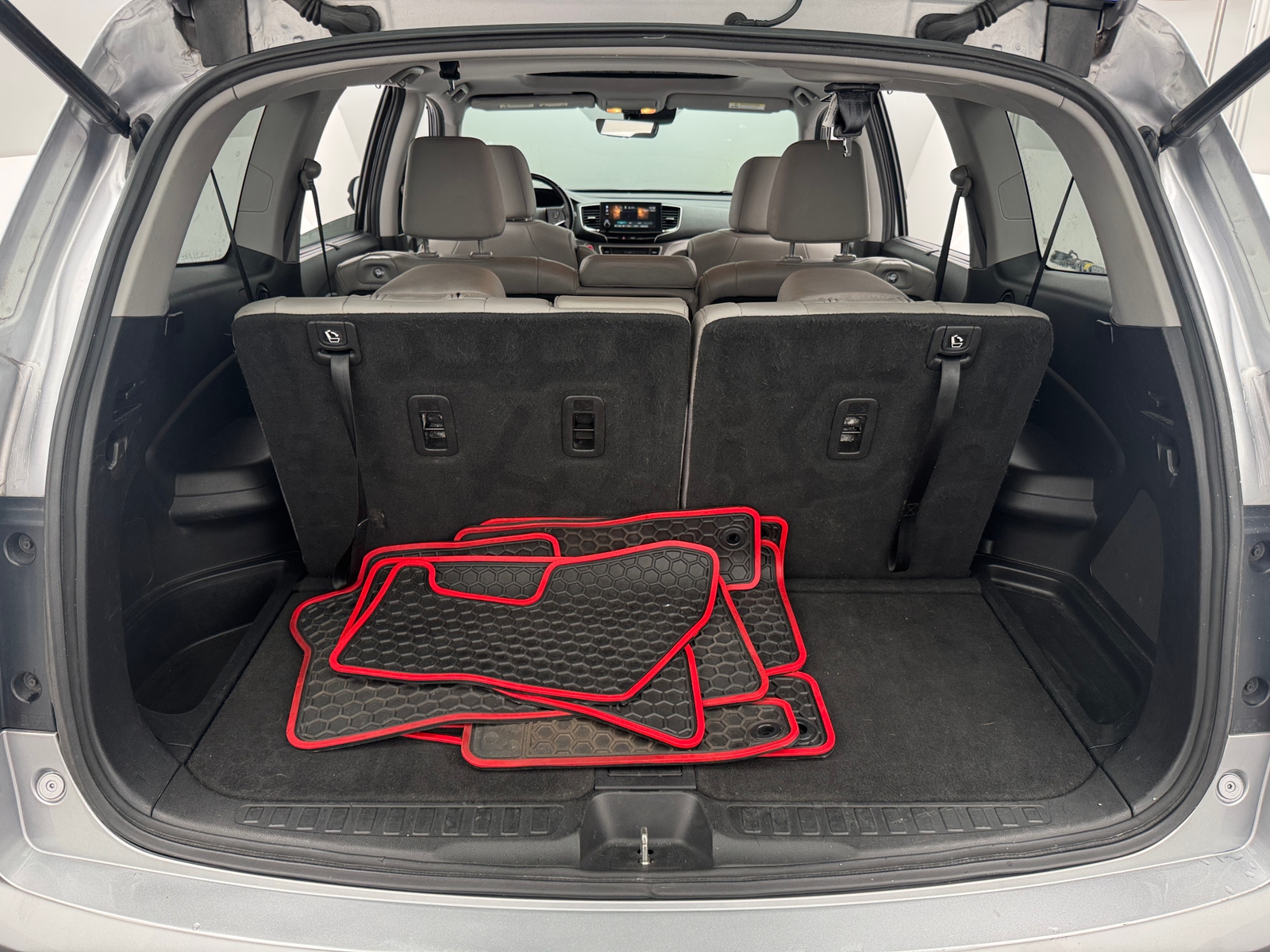 Thumbnail: 2019 Honda Pilot - 6