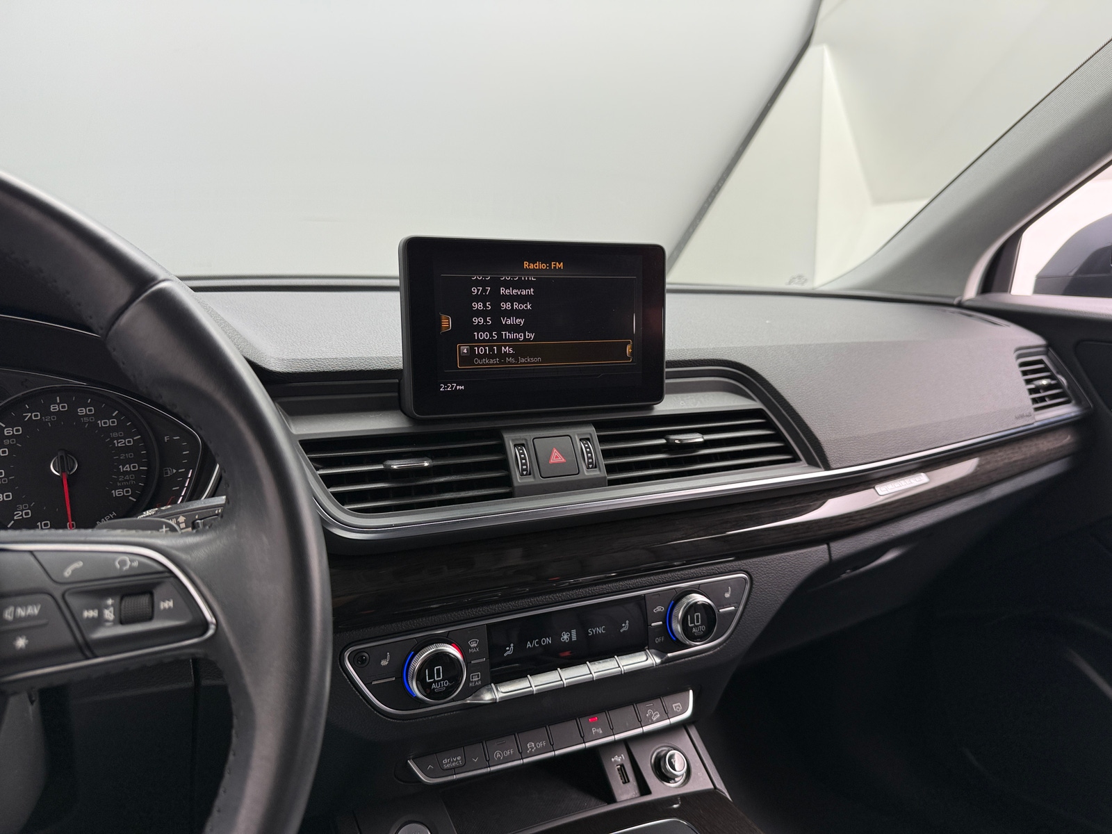 Thumbnail: 2020 Audi Q5 - 3
