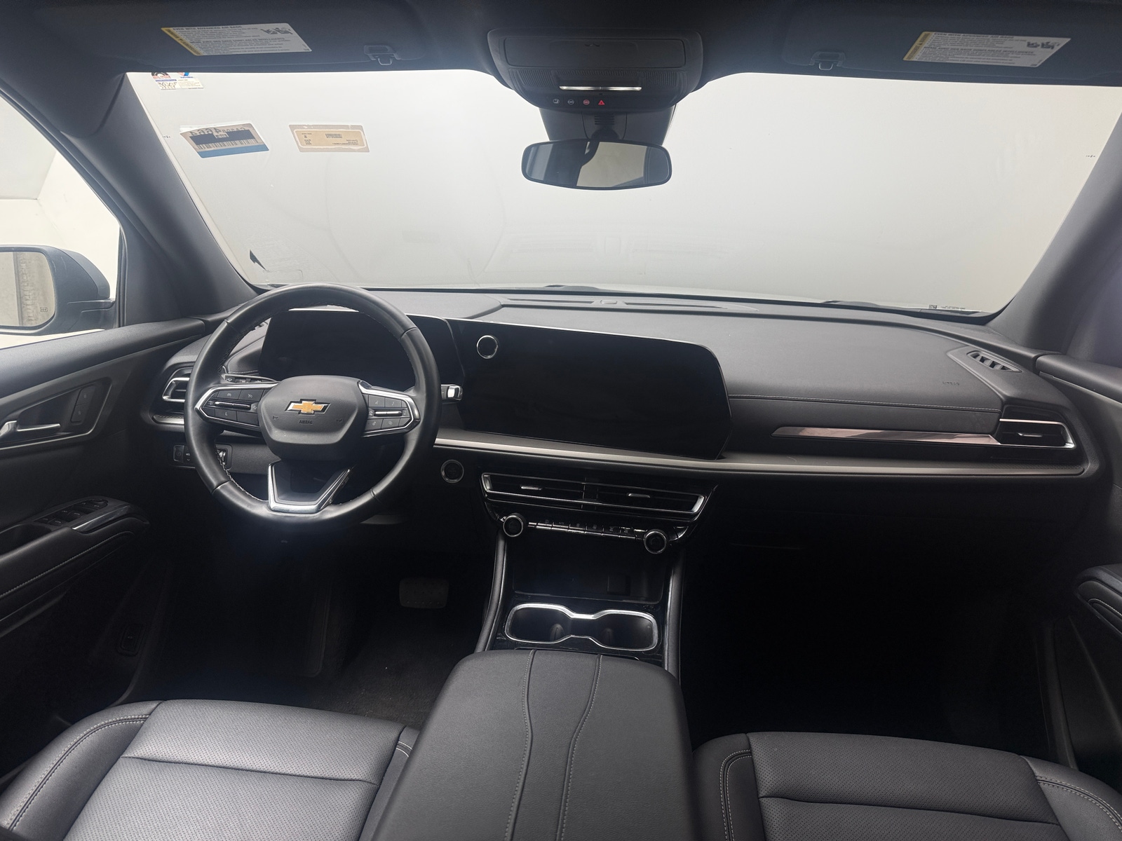Thumbnail: 2025 Chevrolet Traverse - 2