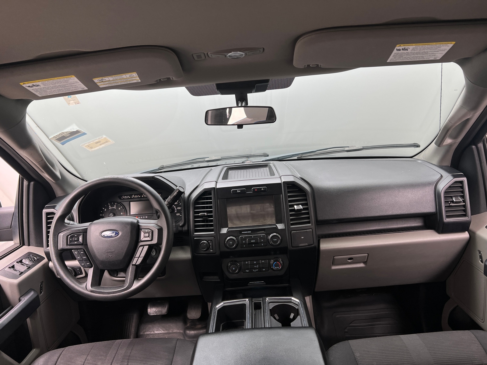 Thumbnail: 2019 Ford Econoline - 3