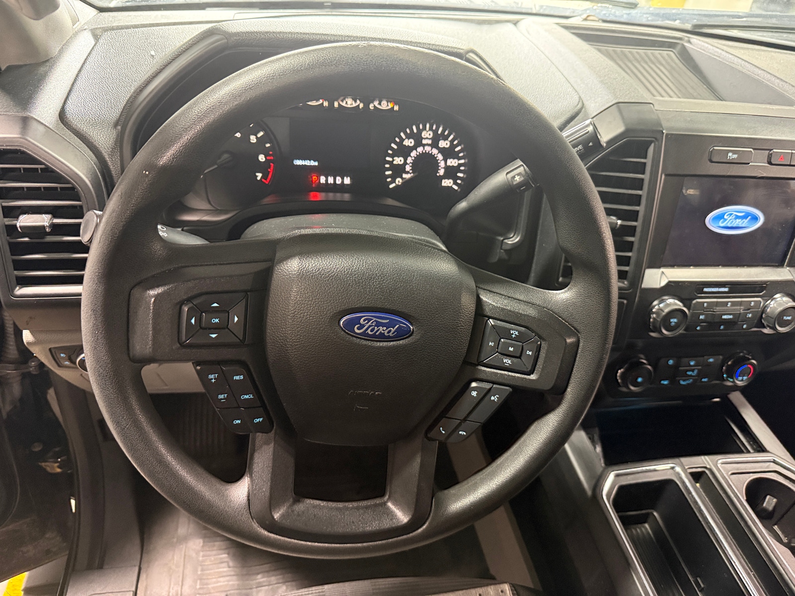 Thumbnail: 2019 Ford Econoline - 5