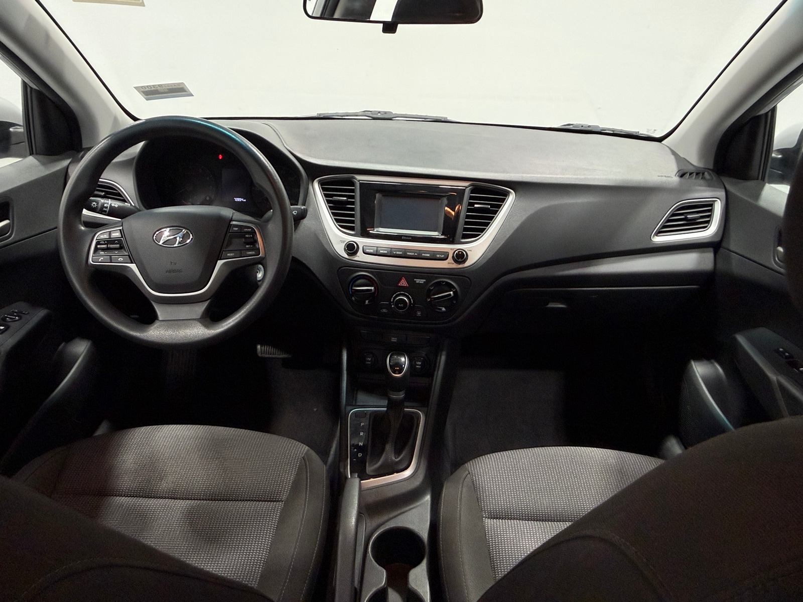 Thumbnail: 2021 Hyundai Accent - 3