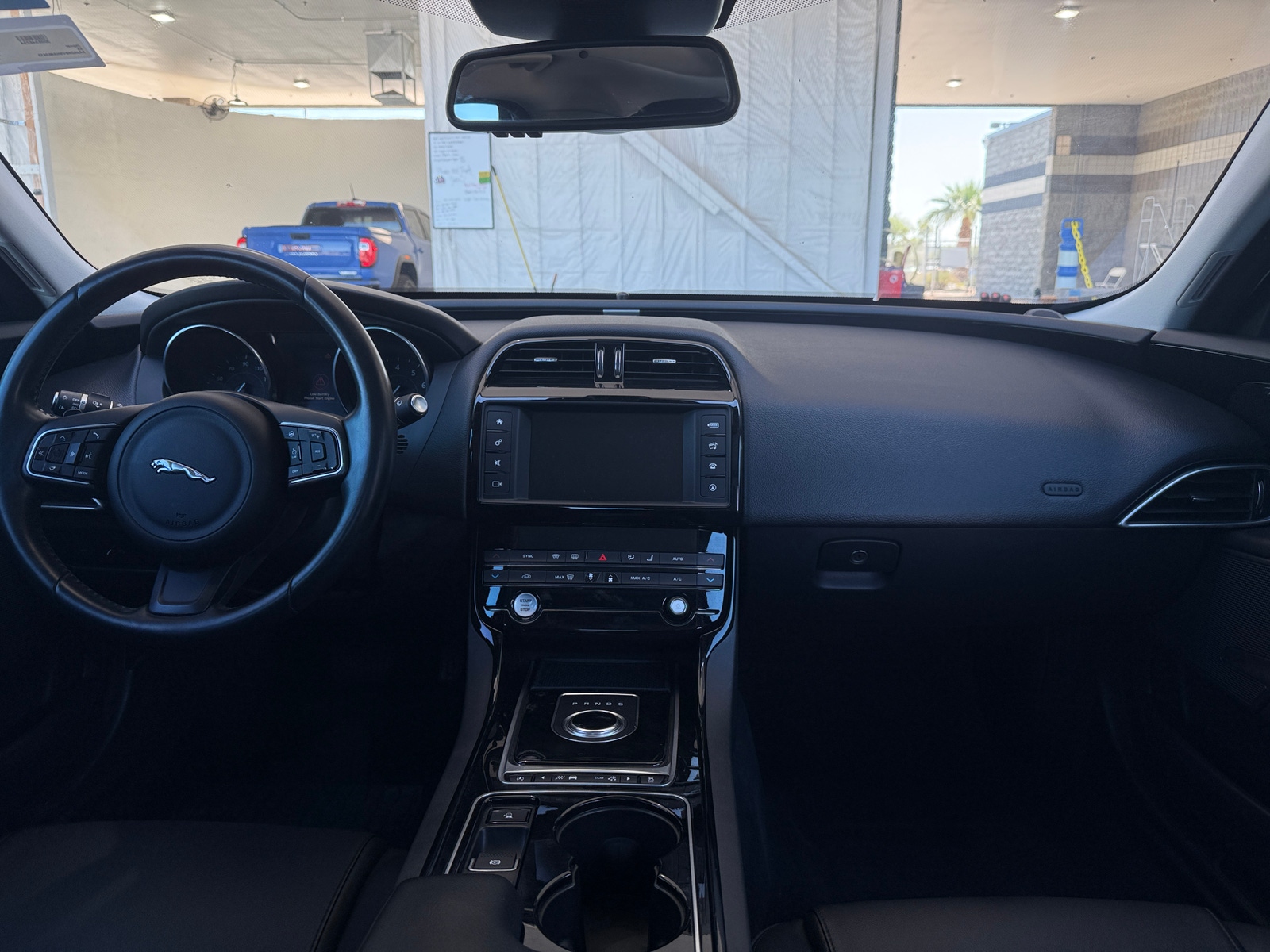Thumbnail: 2017 Jaguar XE - 2