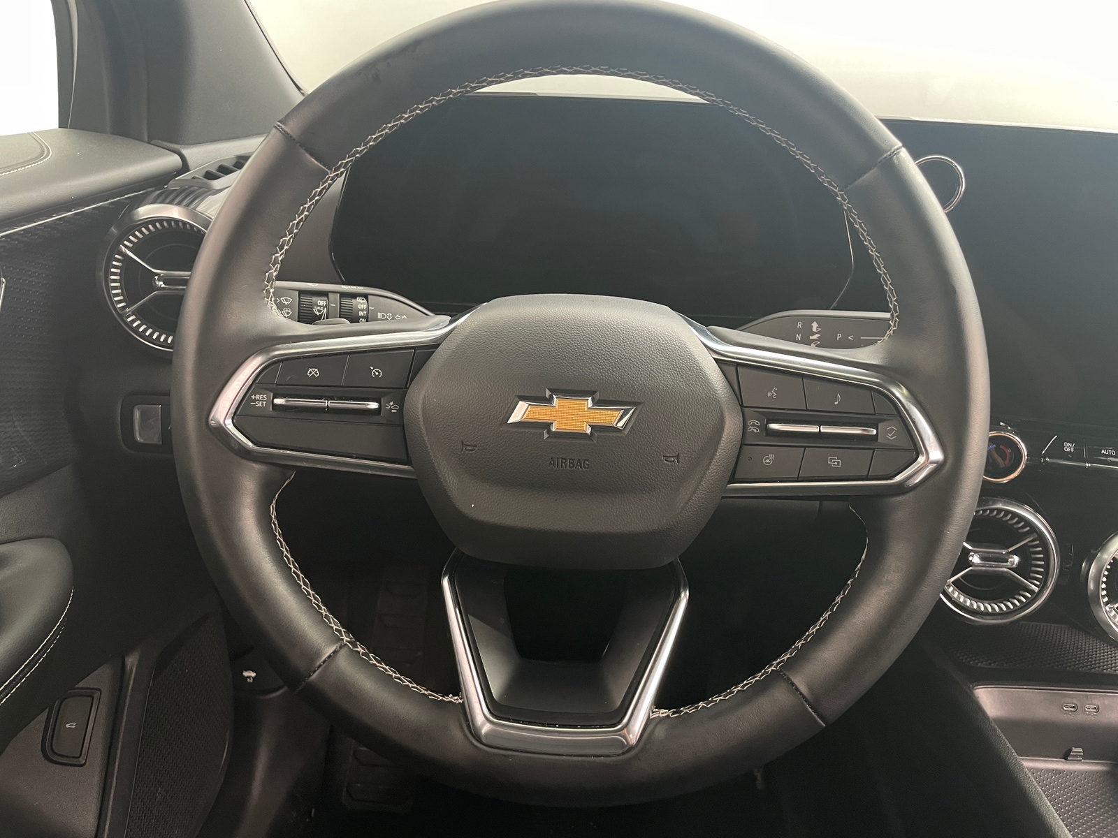 Thumbnail: 2024 Chevrolet Blazer EV - 4