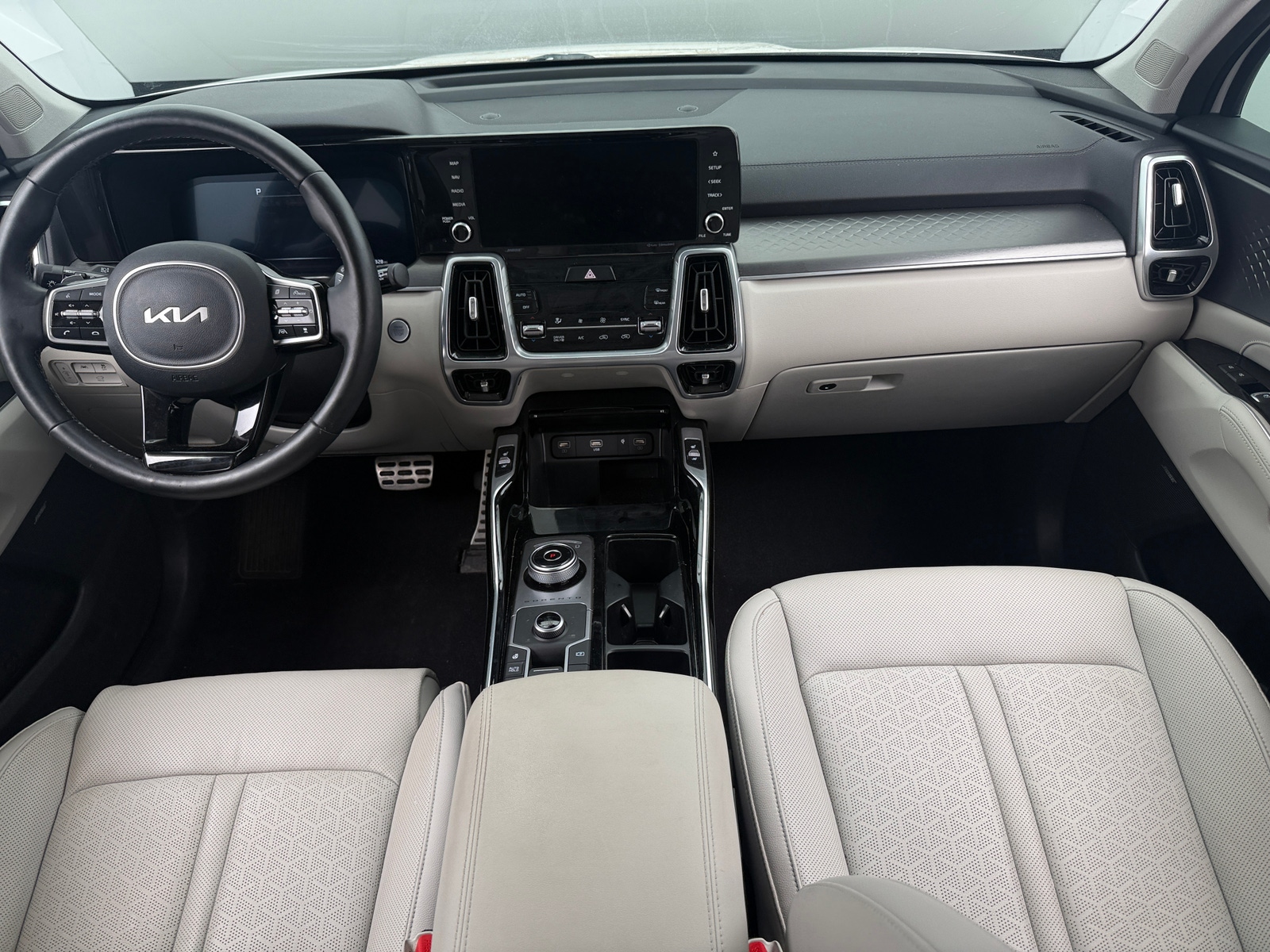 Thumbnail: 2024 Kia Sorento - 2
