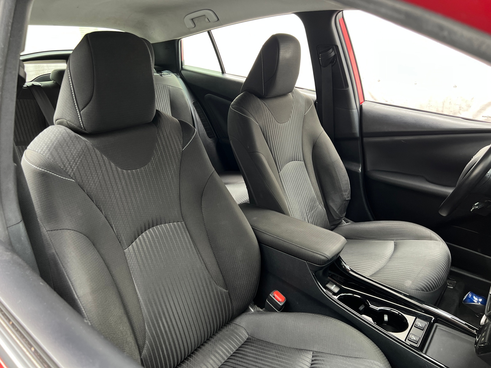 Thumbnail: 2020 Toyota Prius Prime - 2
