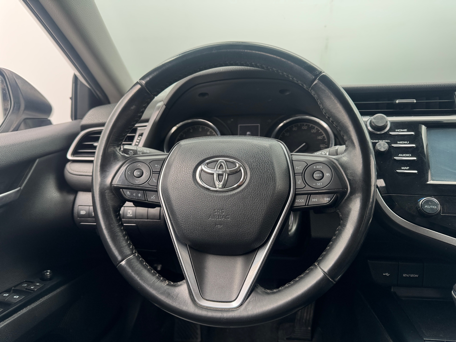 Thumbnail: 2020 Toyota Camry - 5