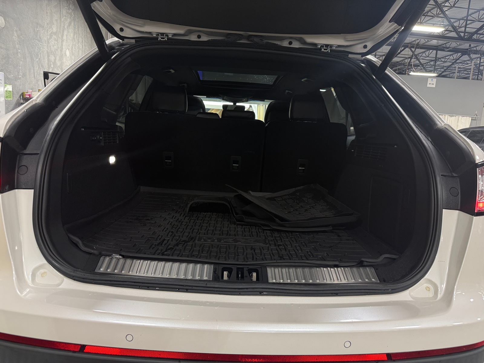 Thumbnail: 2019 Lincoln Nautilus - 6