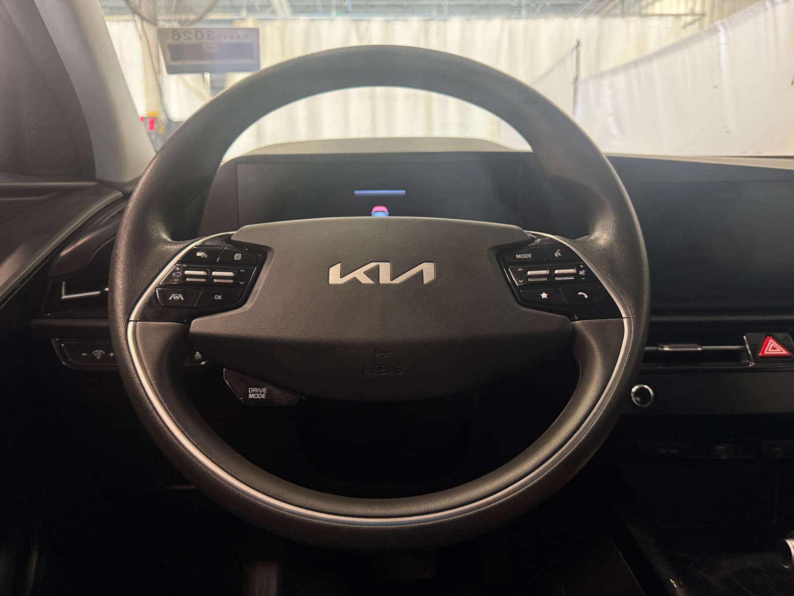 Thumbnail: 2025 Kia Niro - 5