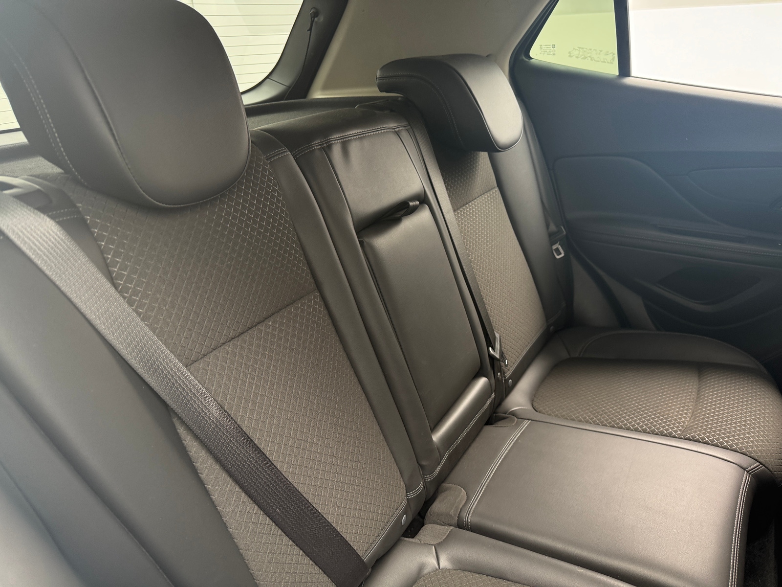Thumbnail: 2020 Buick Encore - 5