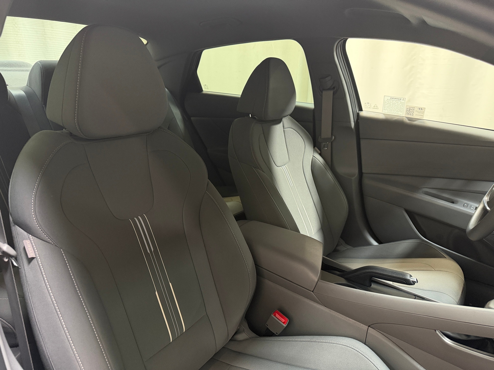 Thumbnail: 2024 Hyundai Elantra - 2