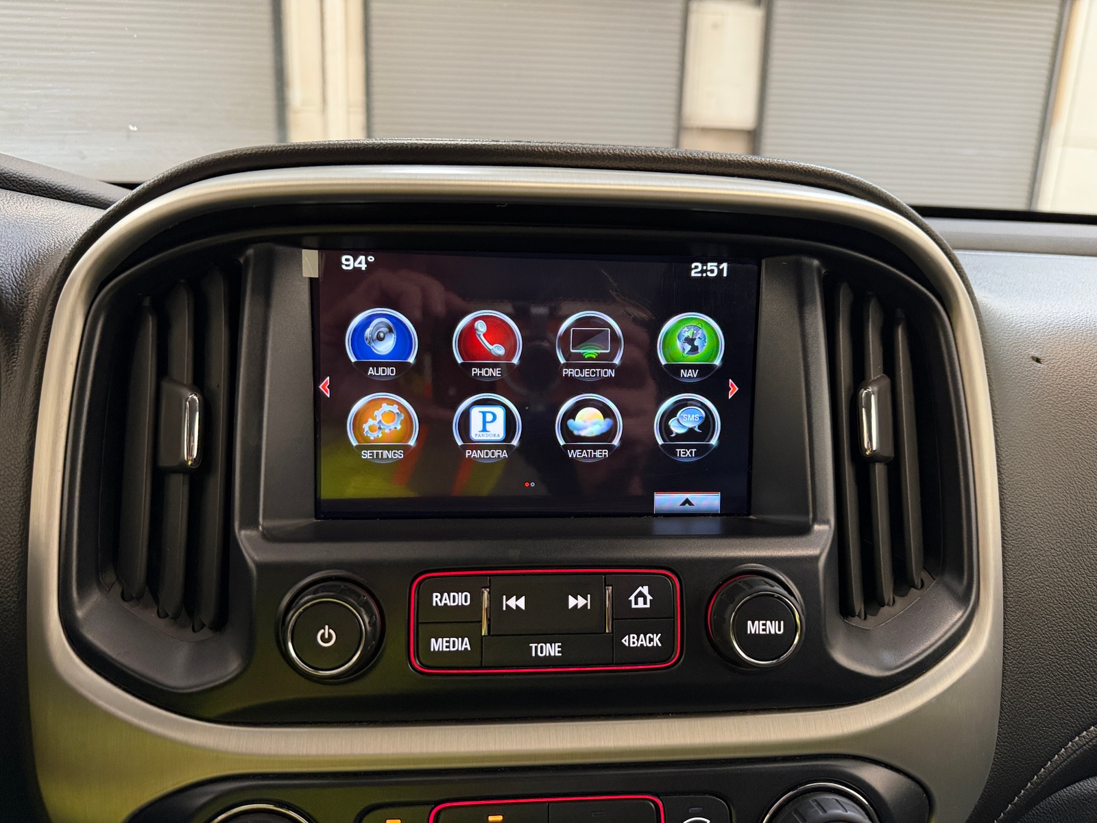 Thumbnail: 2016 GMC Canyon - 3