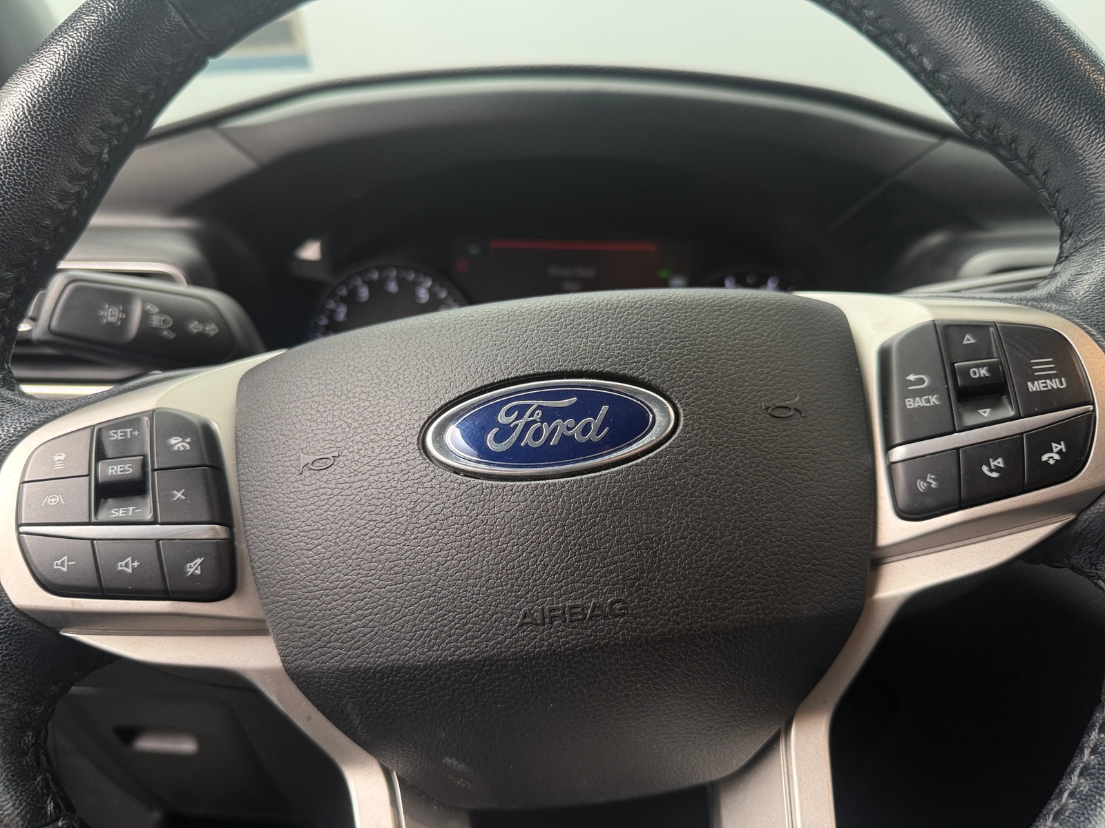 Thumbnail: 2021 Ford Explorer - 4