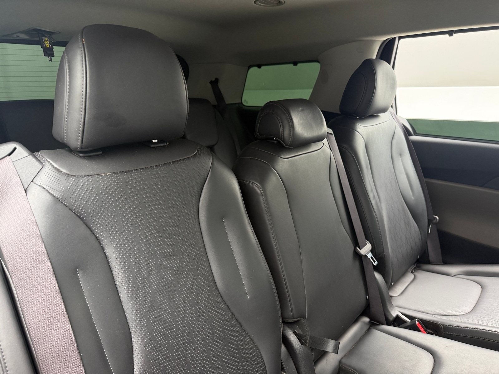 Thumbnail: 2025 Kia Carnival - 5