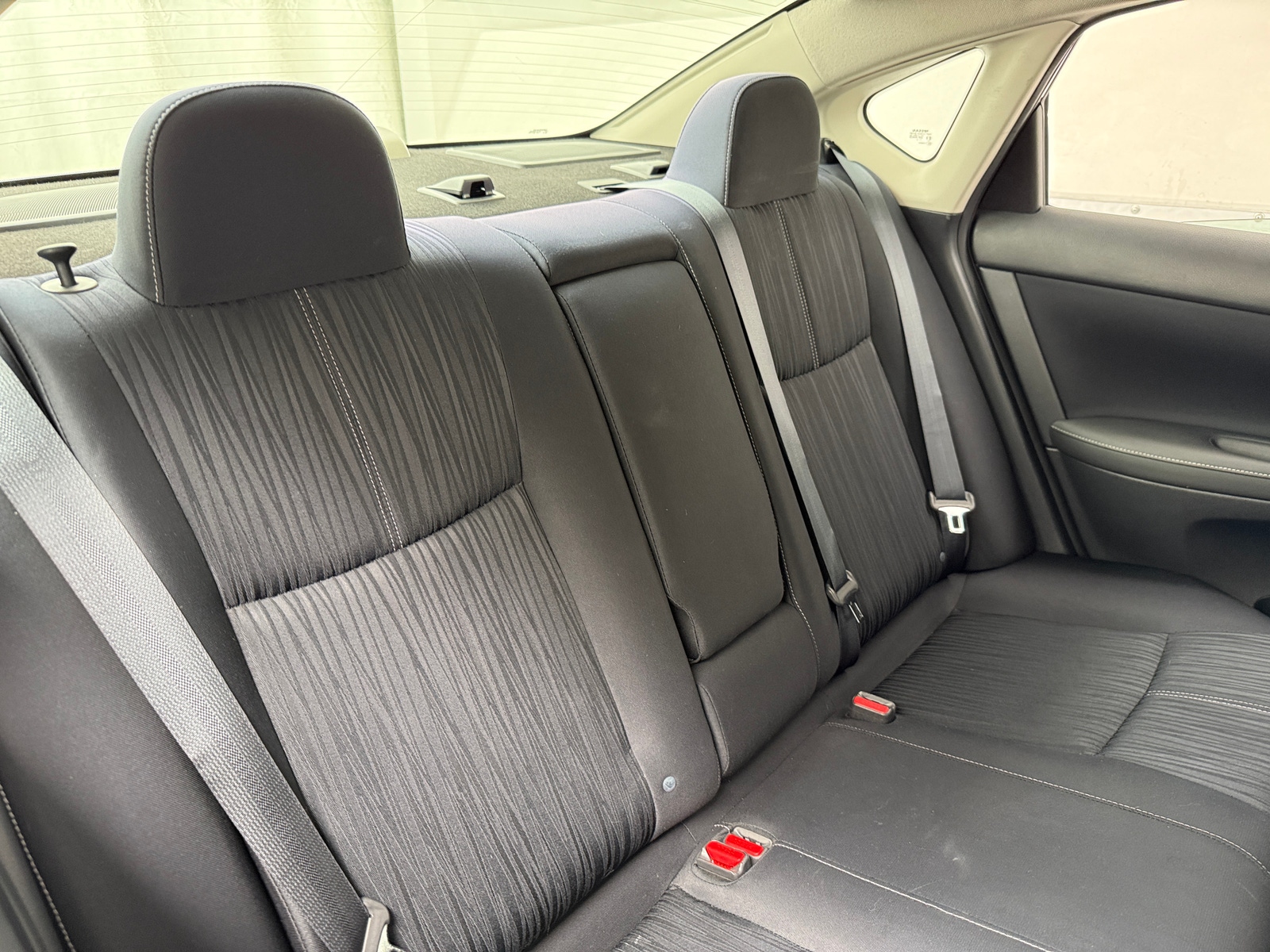 Thumbnail: 2016 Nissan Sentra - 6