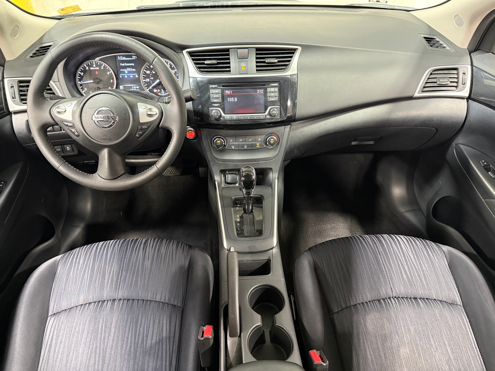 Thumbnail: 2016 Nissan Sentra - 3