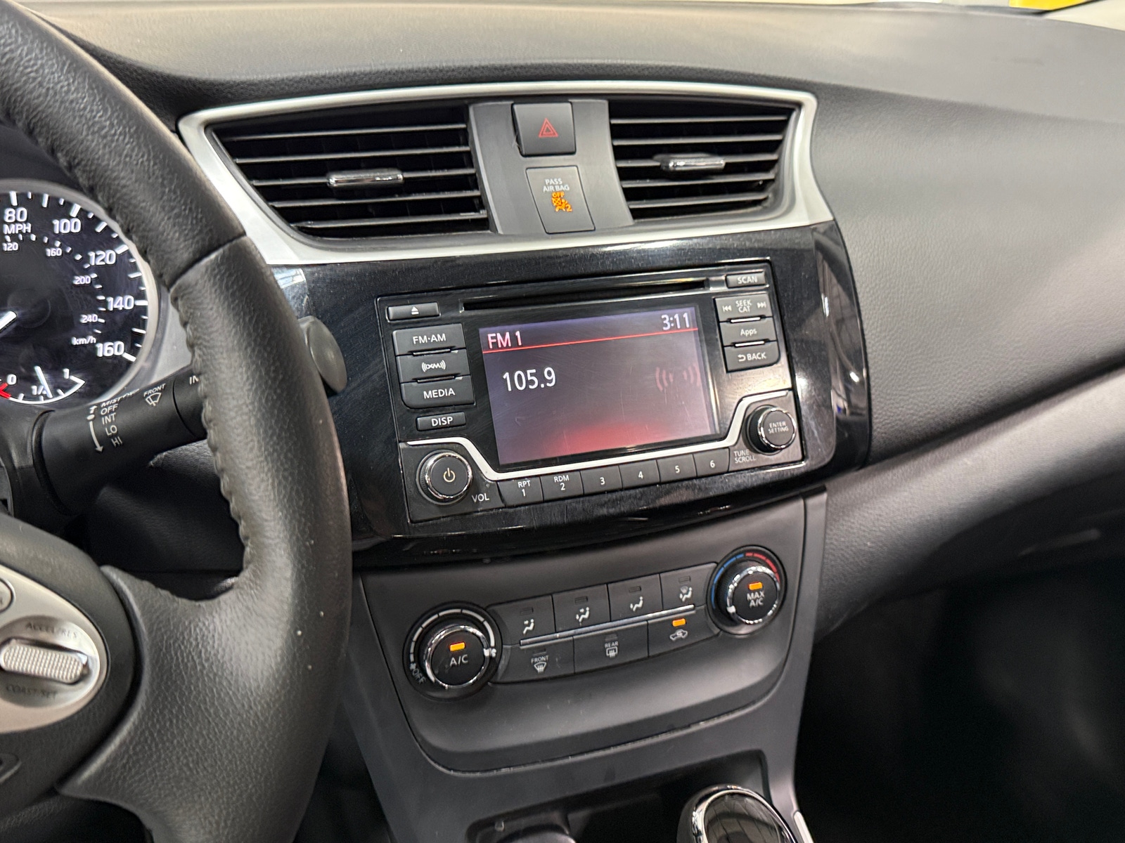 Thumbnail: 2016 Nissan Sentra - 4