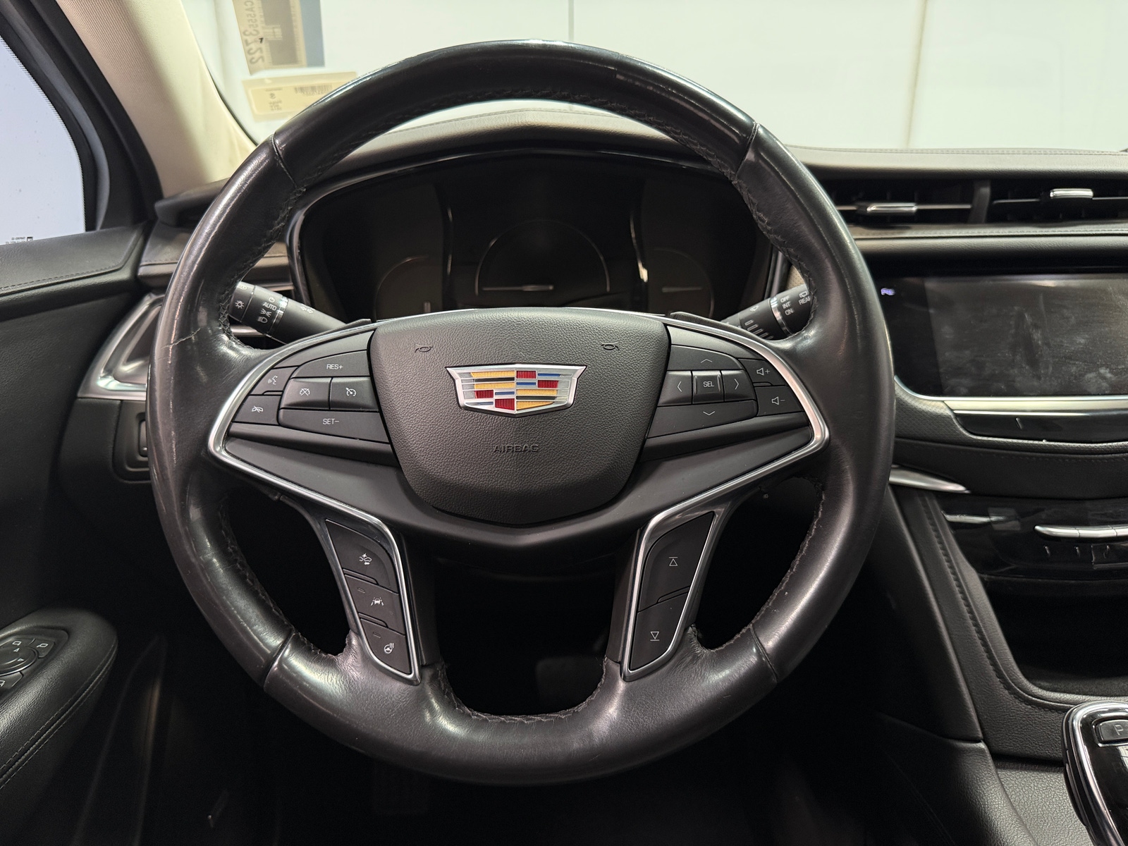 Thumbnail: 2018 Cadillac XT5 - 4