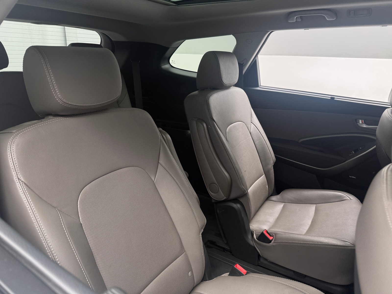 Thumbnail: 2018 Hyundai Santa Fe - 5
