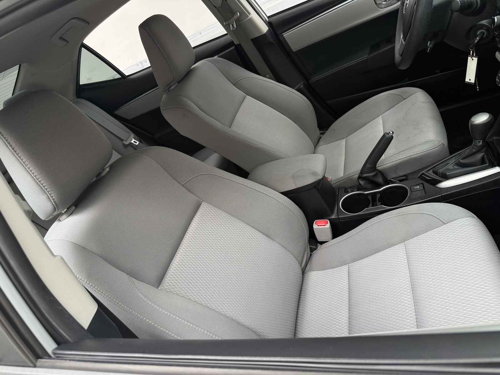 Thumbnail: 2015 Toyota Corolla - 2