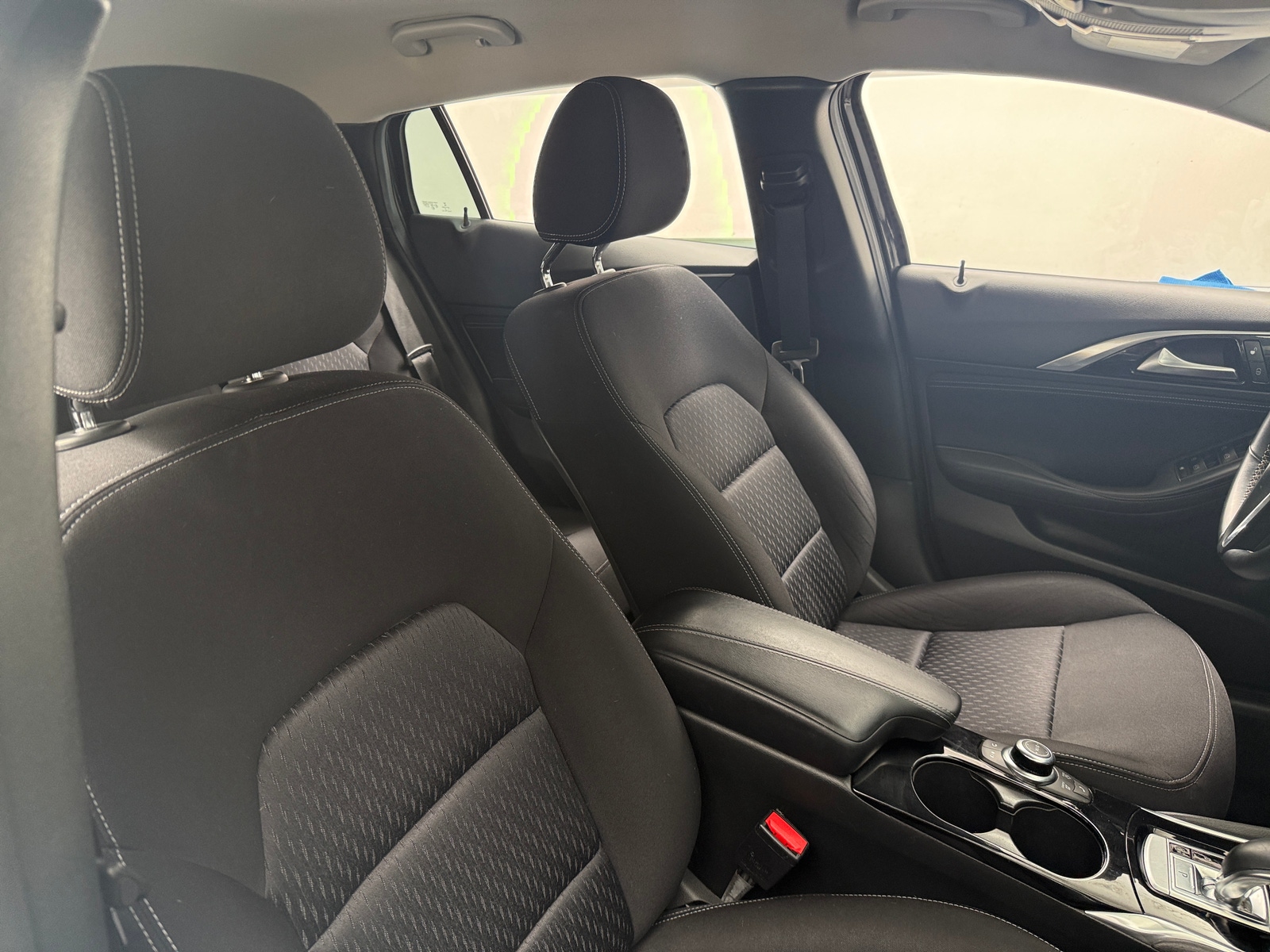 Thumbnail: 2019 INFINITI QX30 - 2