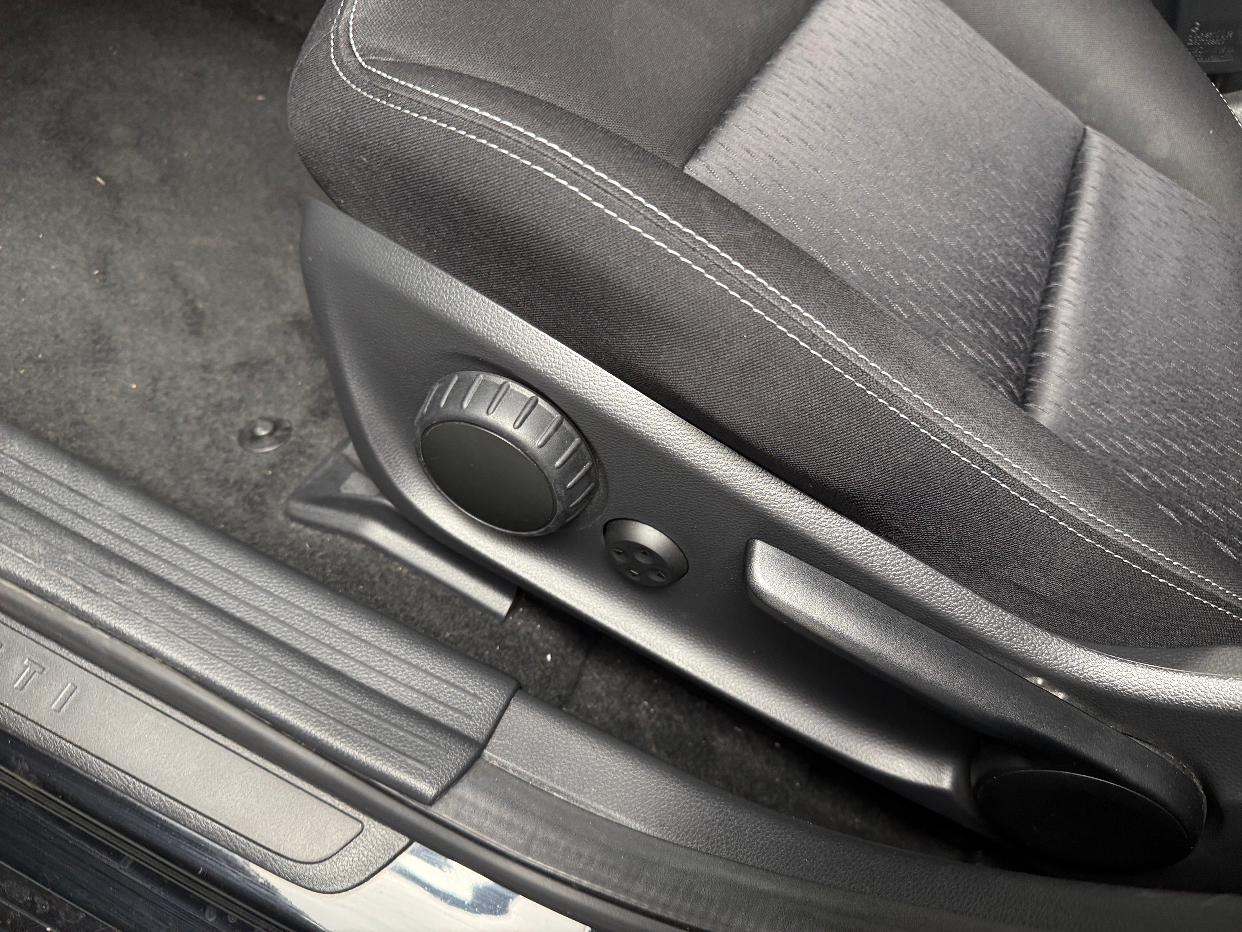 2019 INFINITI QX30