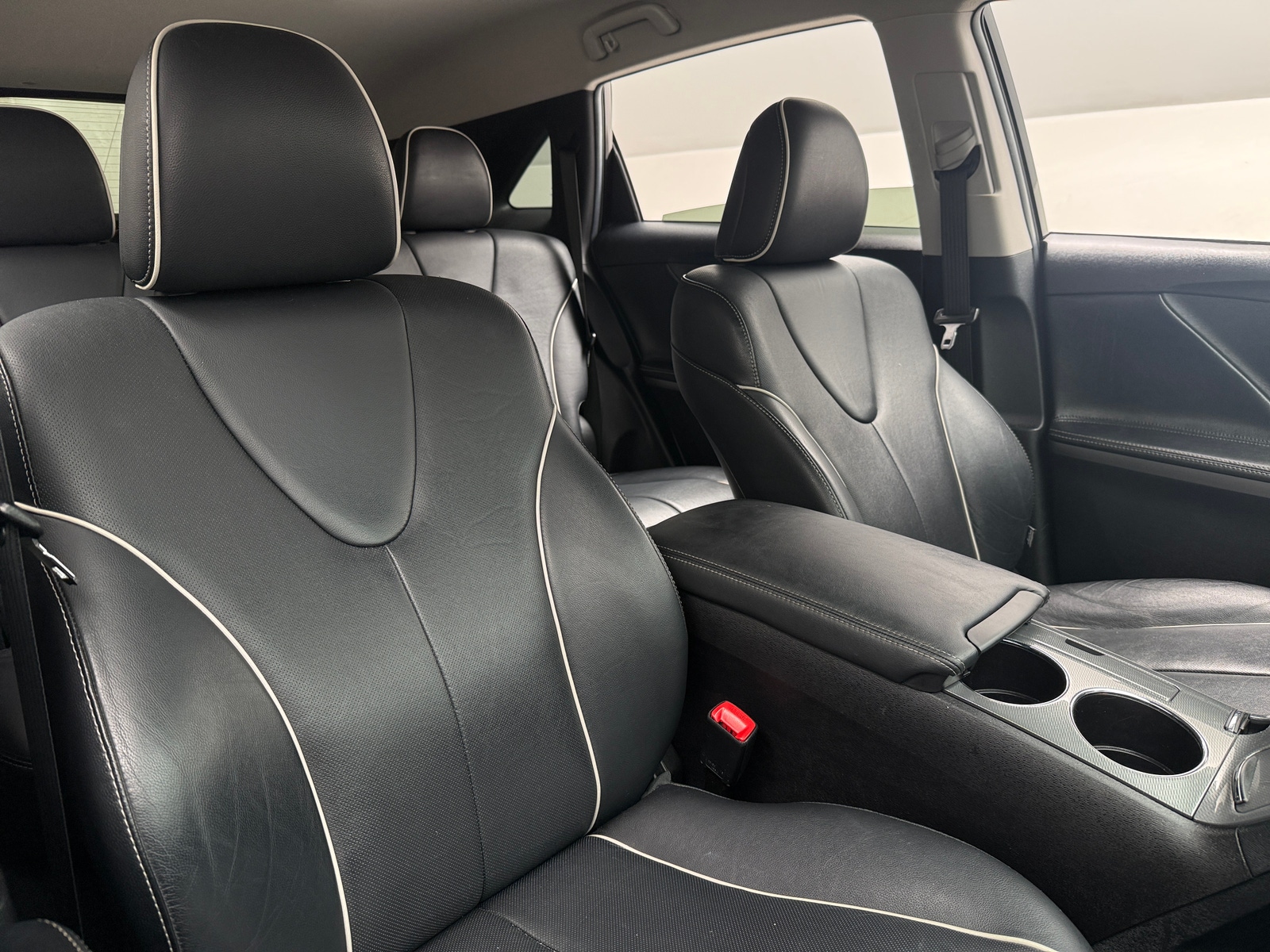 Thumbnail: 2015 Toyota Venza - 2