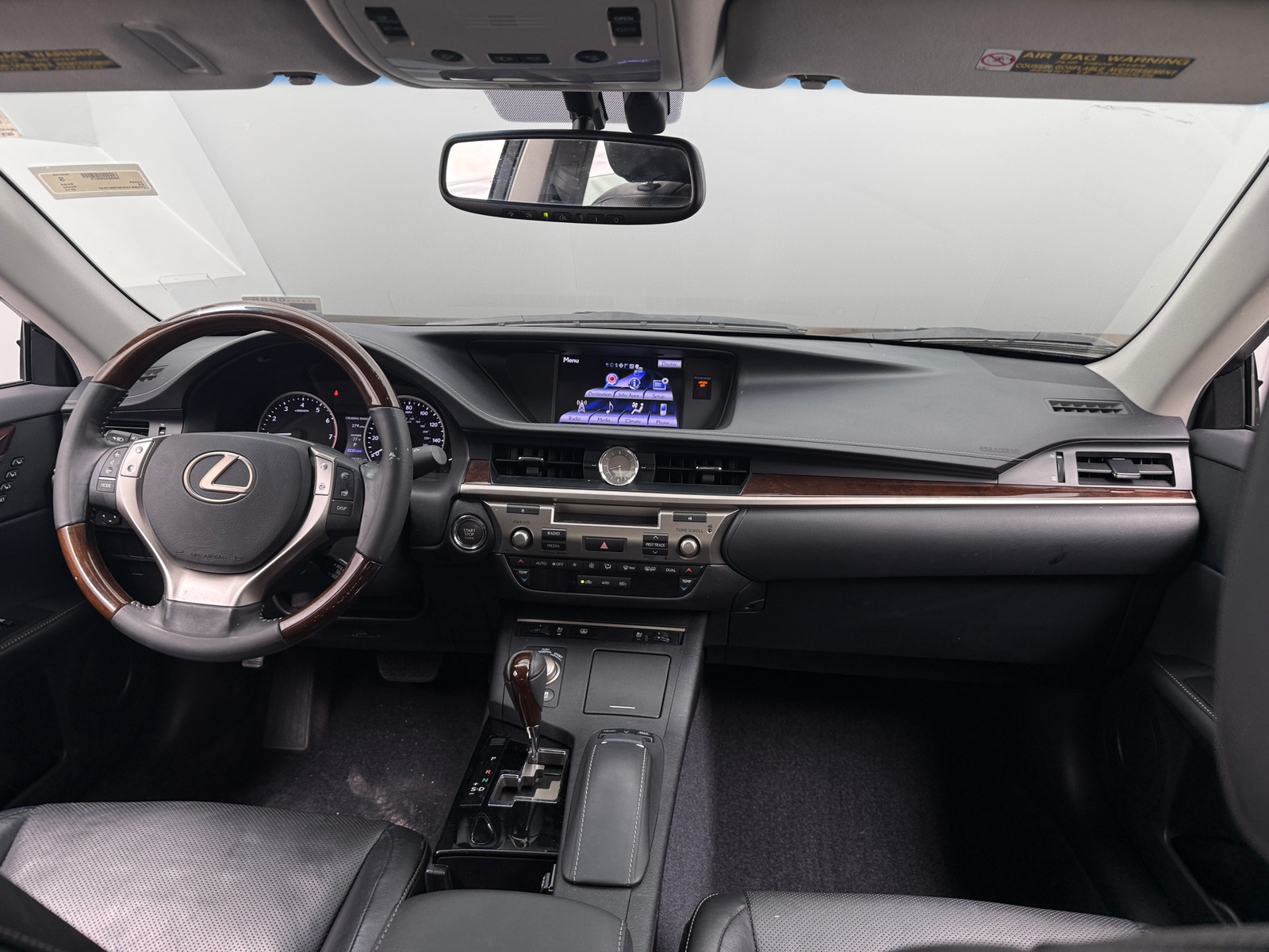 Thumbnail: 2014 Lexus ES - 3