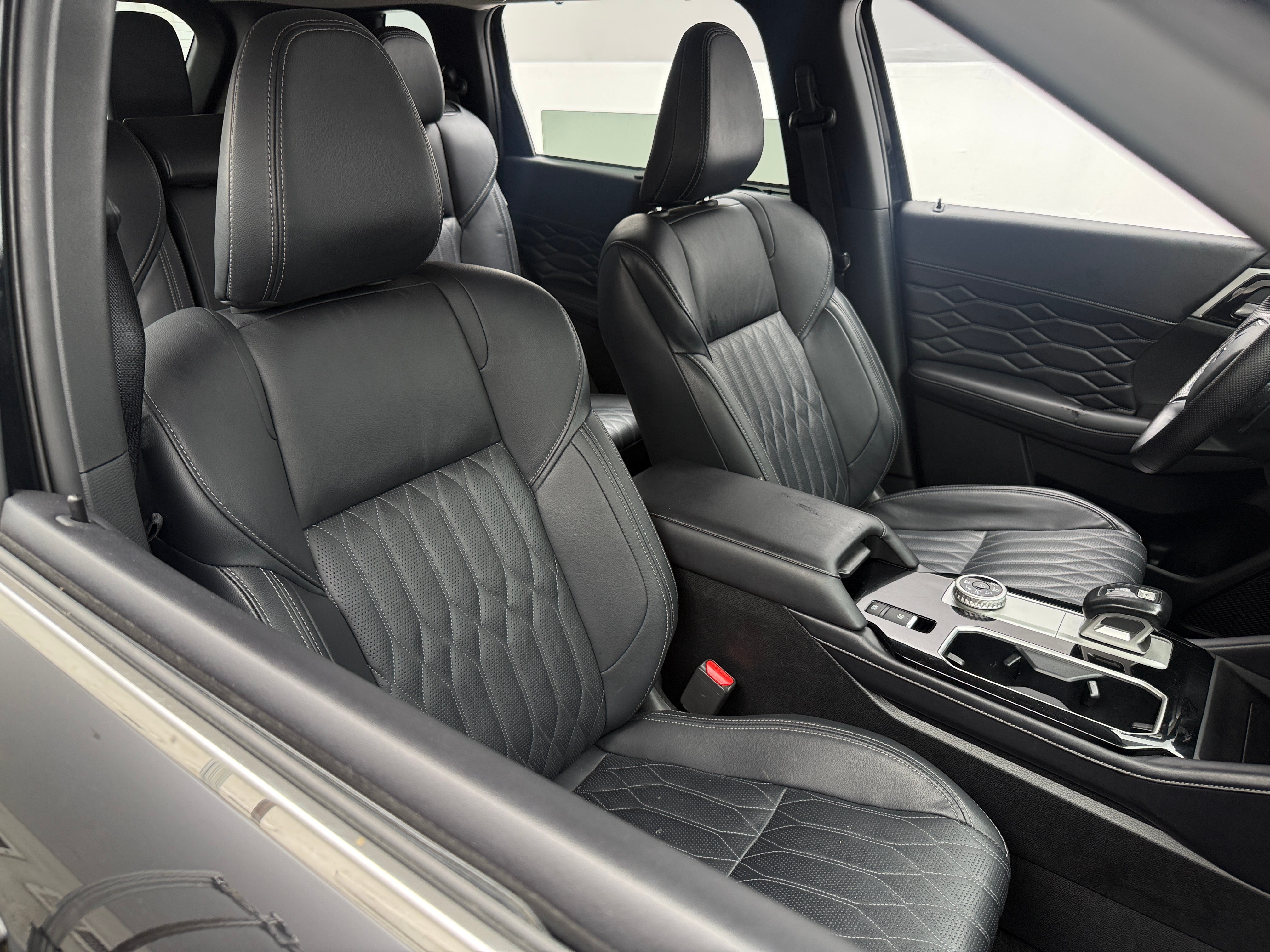 2025 Mitsubishi Outlander