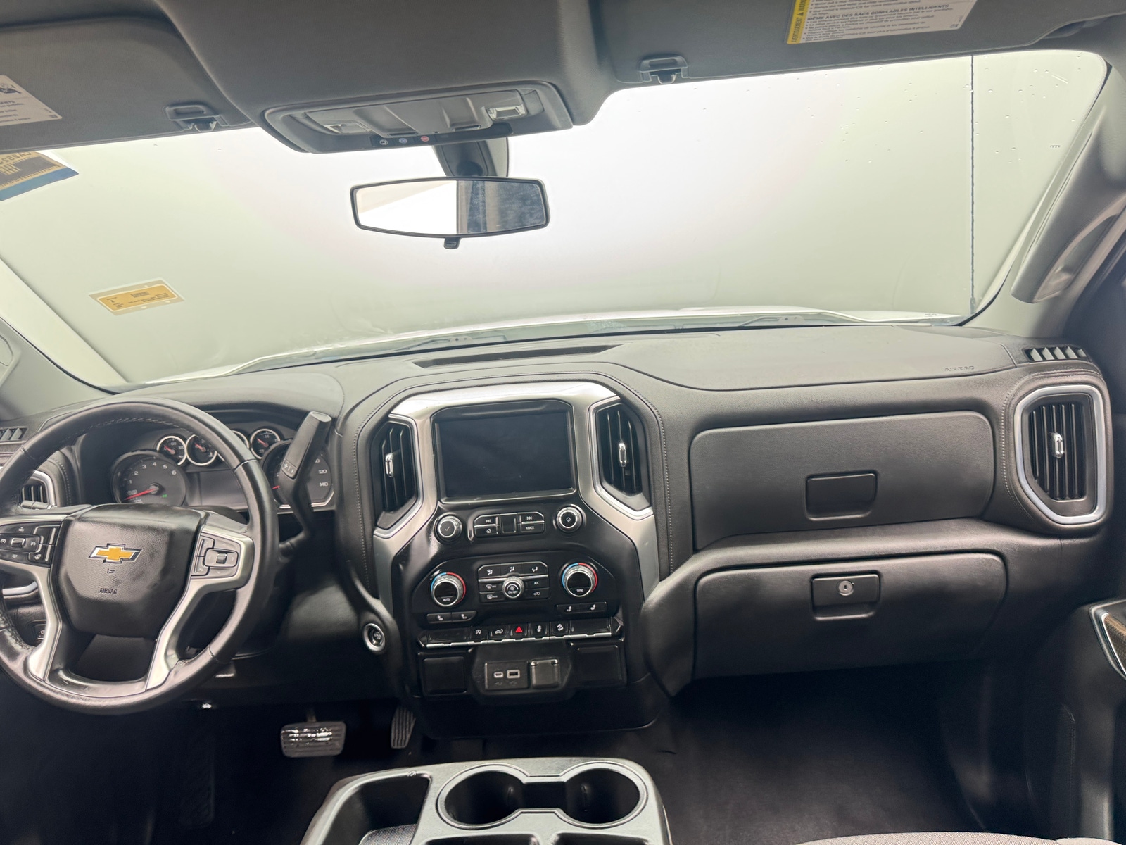 Thumbnail: 2022 Chevrolet Silverado 1500 - 3