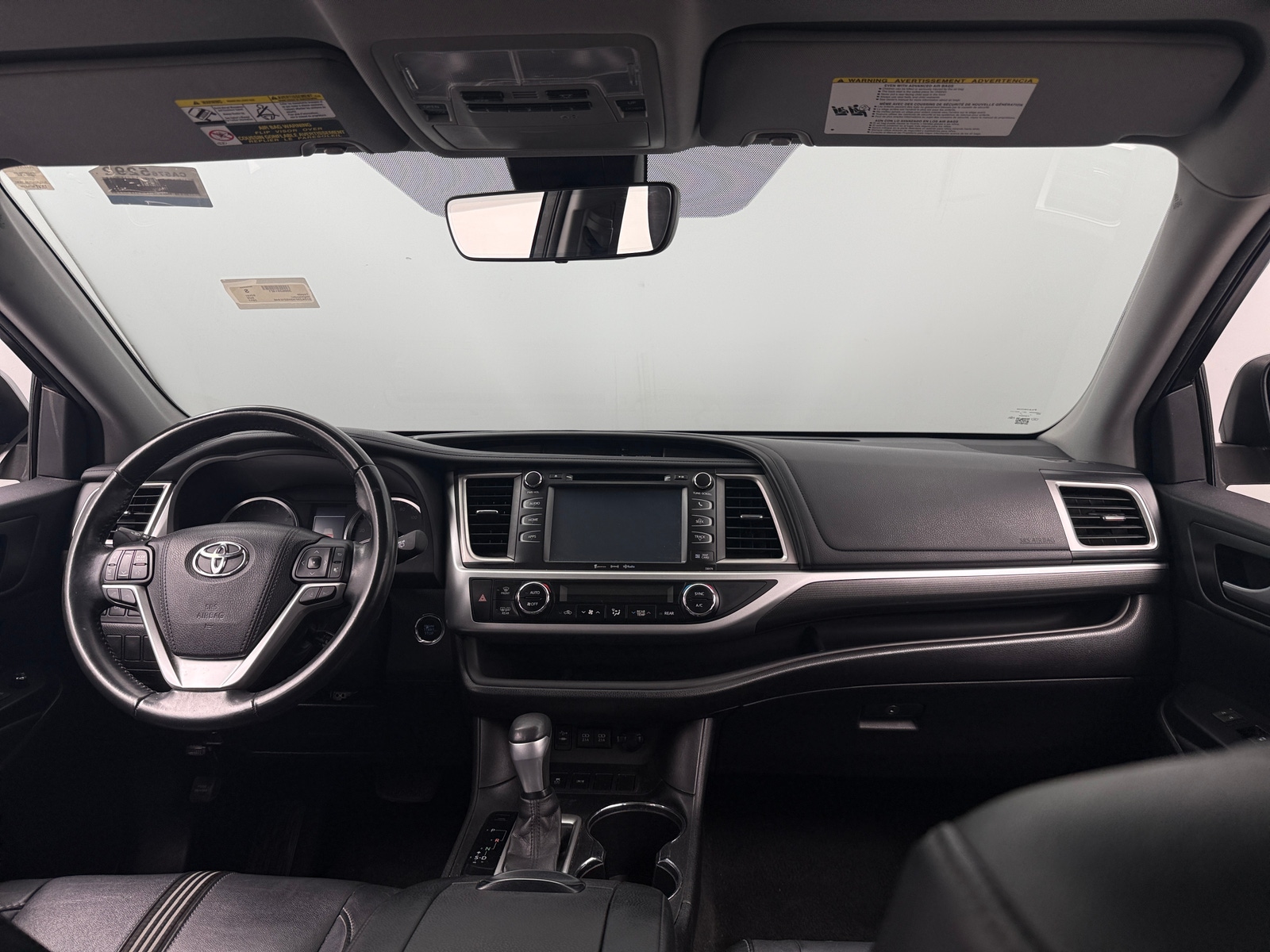 Thumbnail: 2017 Toyota Highlander - 3