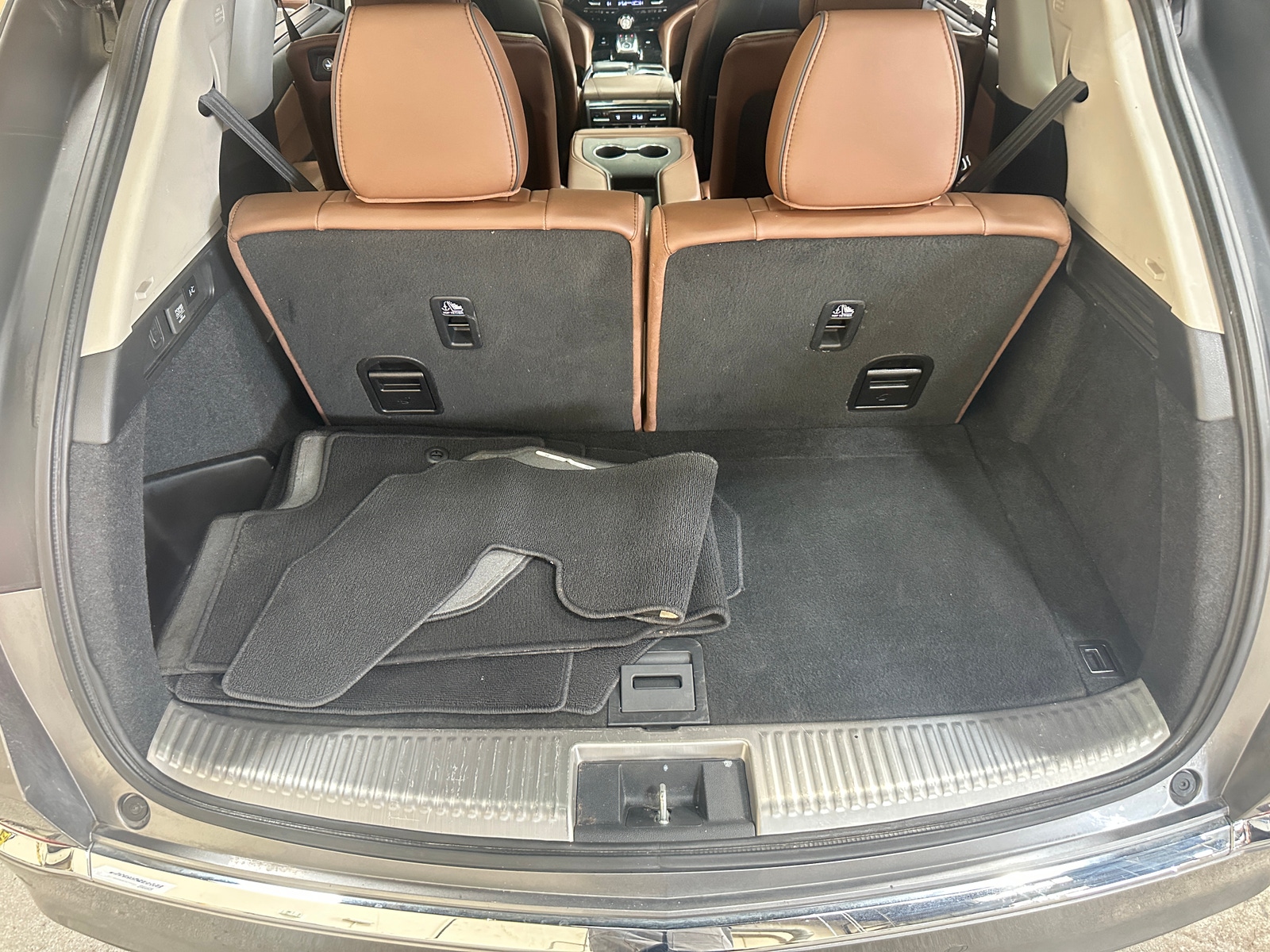 Thumbnail: 2022 Acura MDX - 6