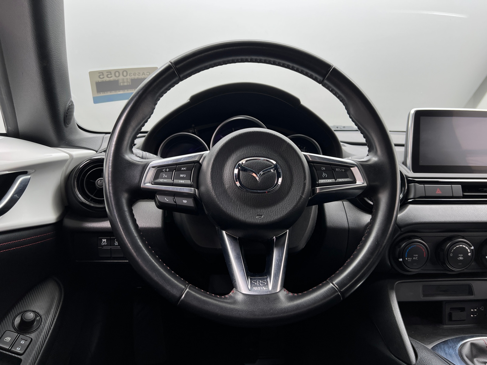 Thumbnail: 2016 Mazda MX-5 Miata - 5