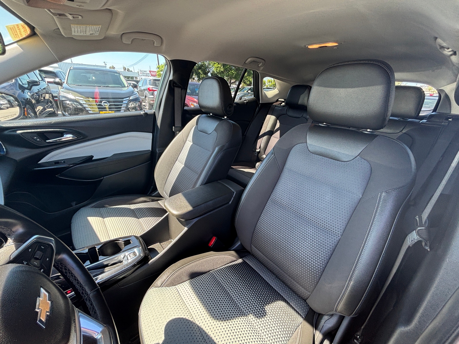 Thumbnail: 2025 Chevrolet Trax - 2
