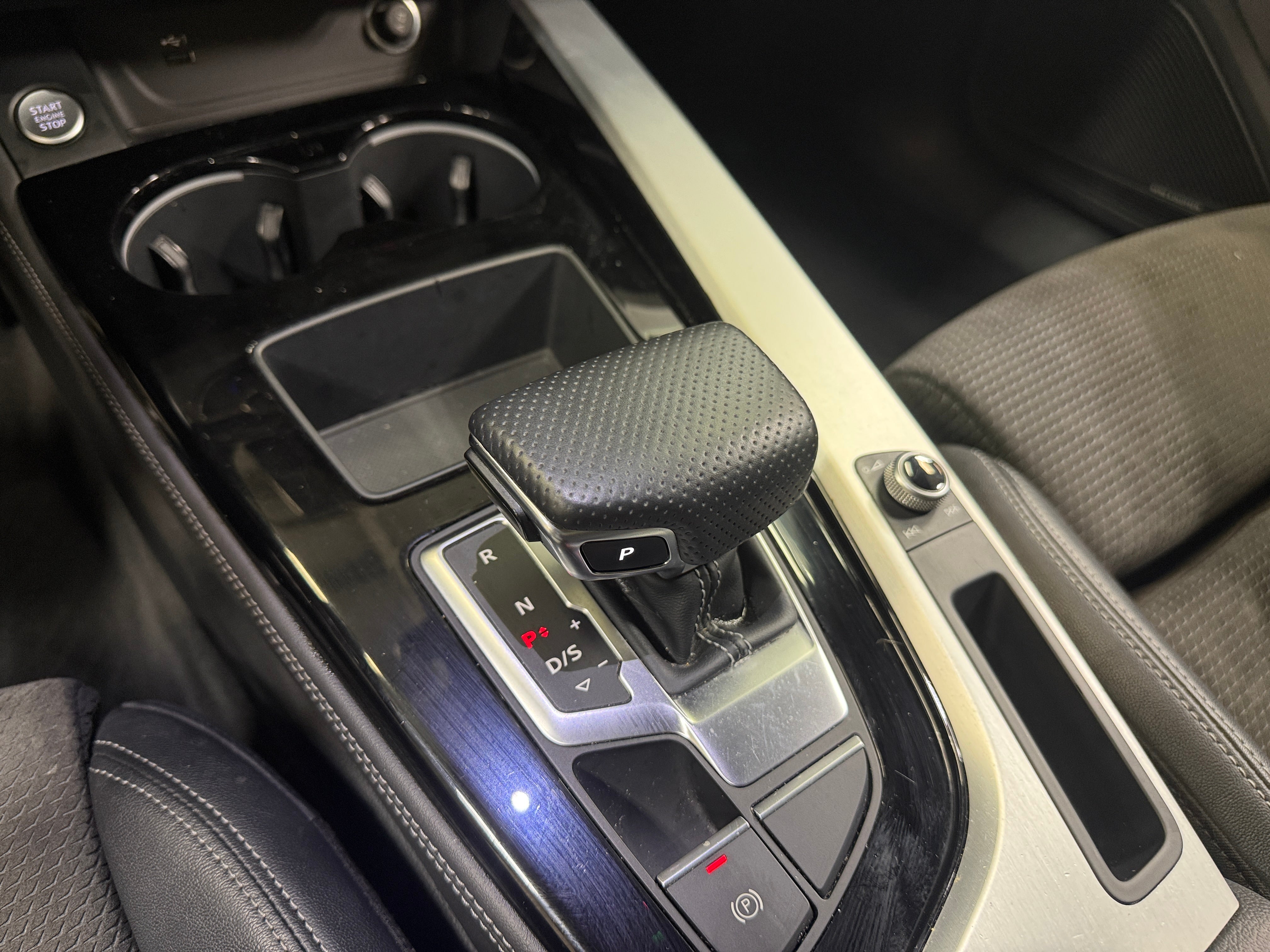 2021 Audi A4 Premium Plus - Photo 8