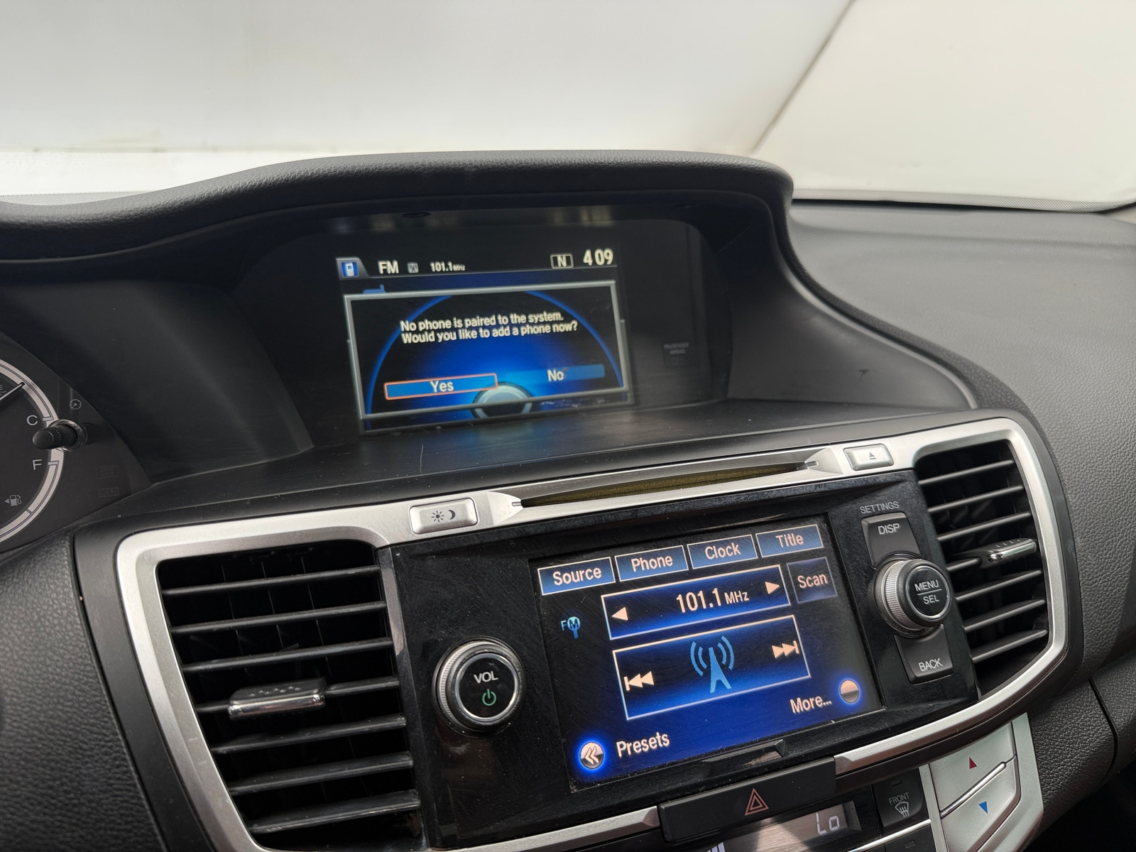Thumbnail: 2015 Honda Accord - 4